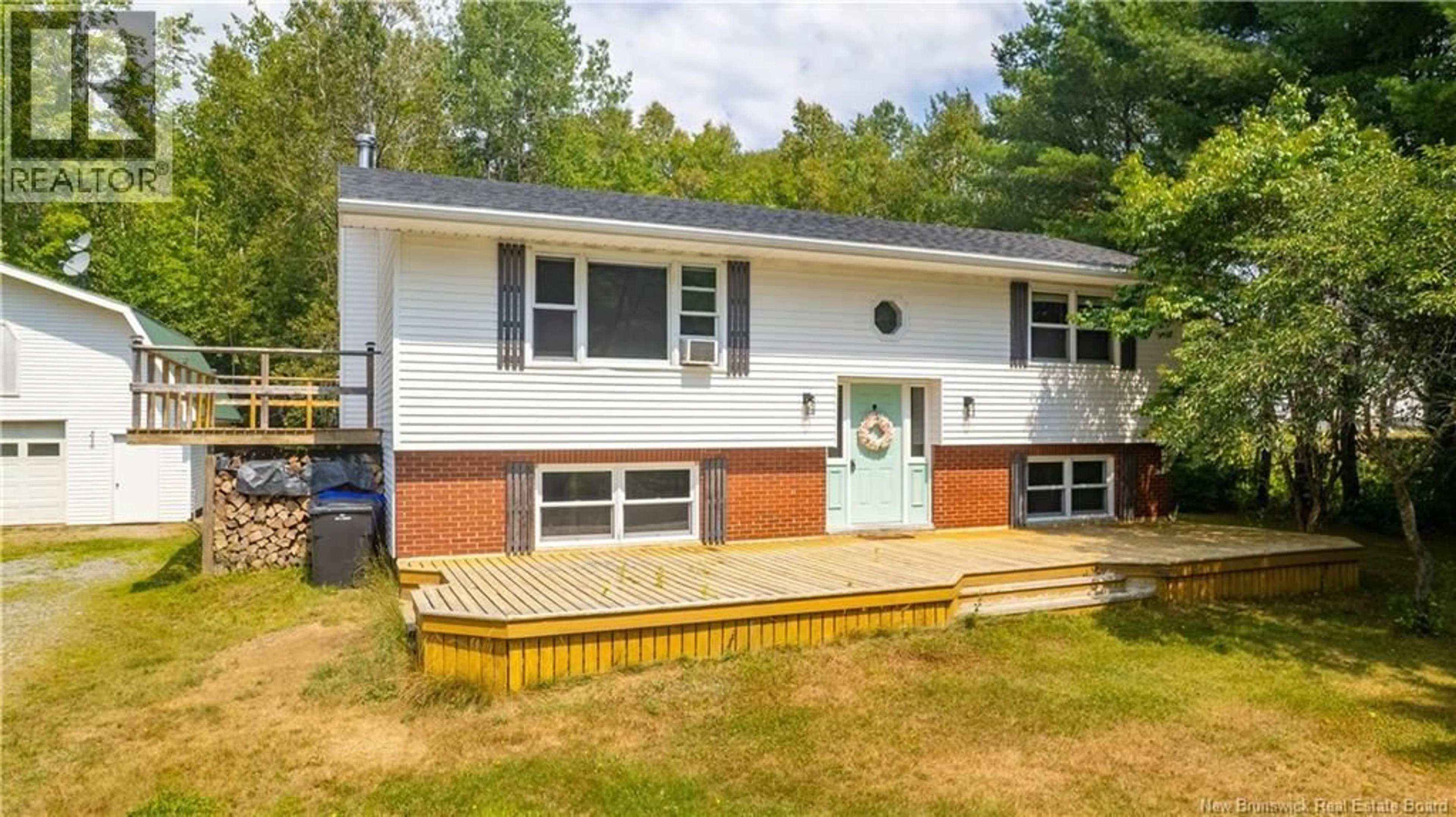 Home with vinyl exterior material, unknown for 99 TOWER HILL ROAD, Tower Hill New Brunswick E5A2M5
