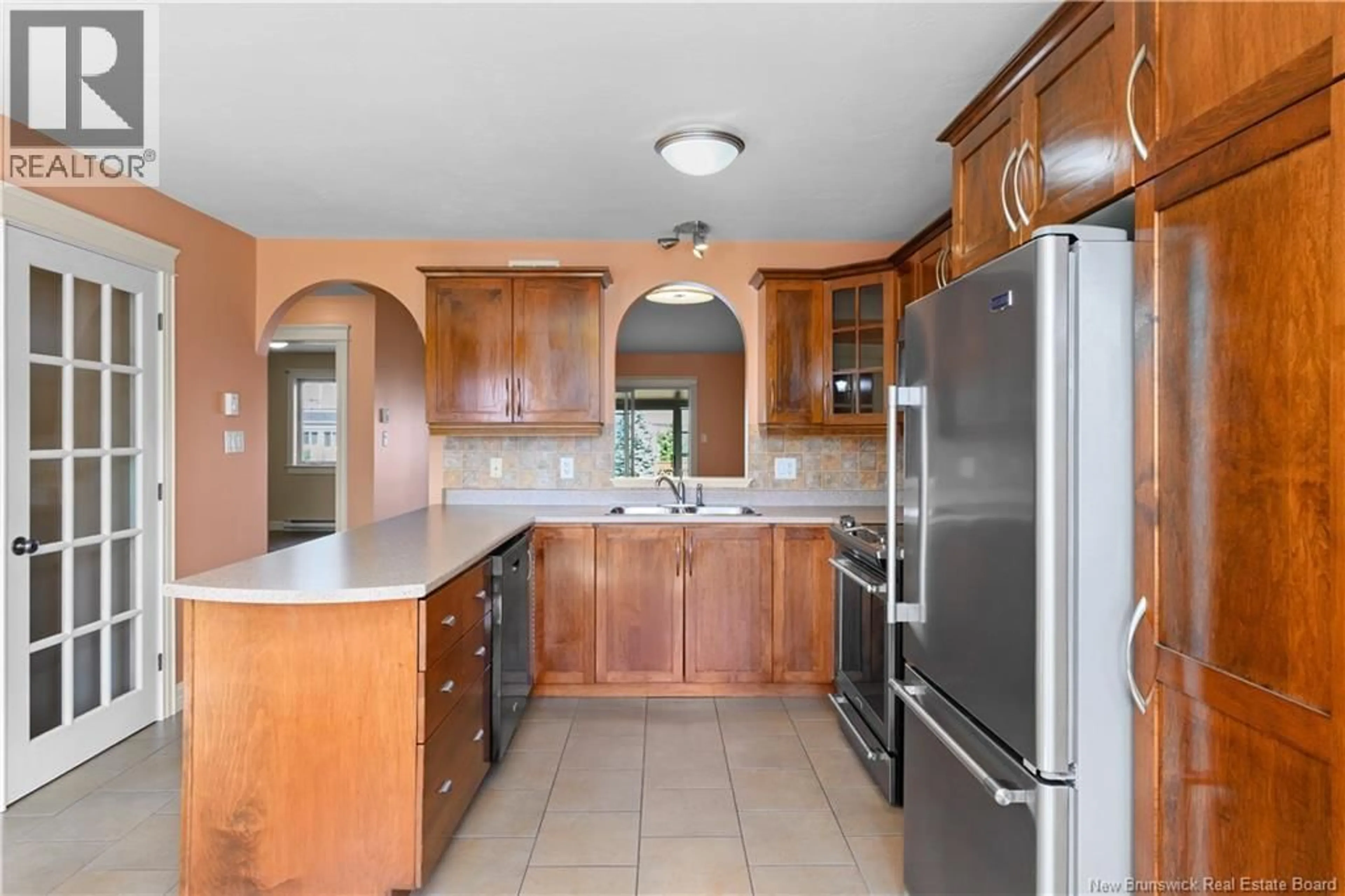 Standard kitchen, ceramic/tile floor for 66 LAKEBURN, Dieppe New Brunswick E1A0Y7