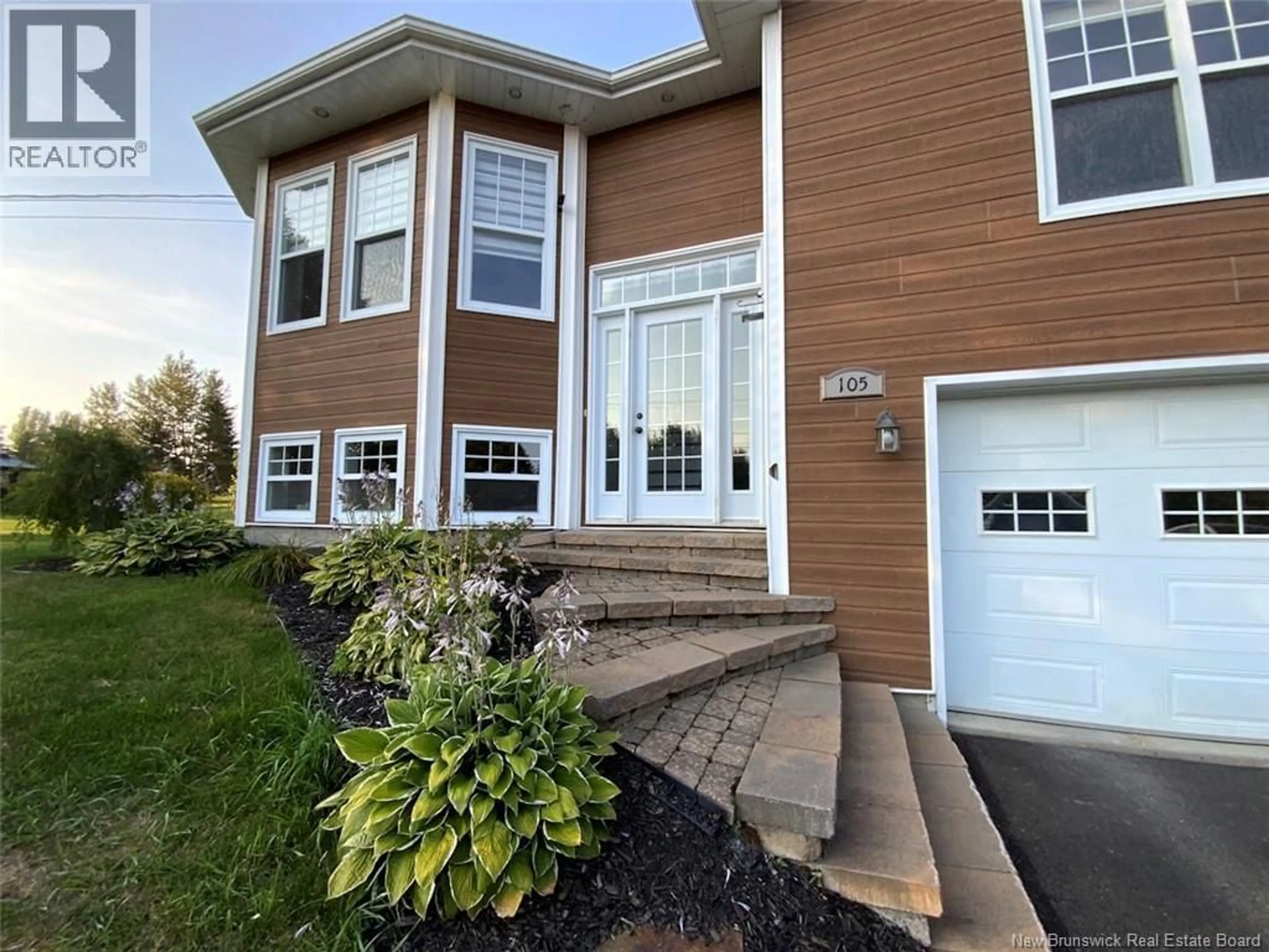 Home with vinyl exterior material, street for 105 RUE MAILLET, Saint-Basile New Brunswick E7C2E4