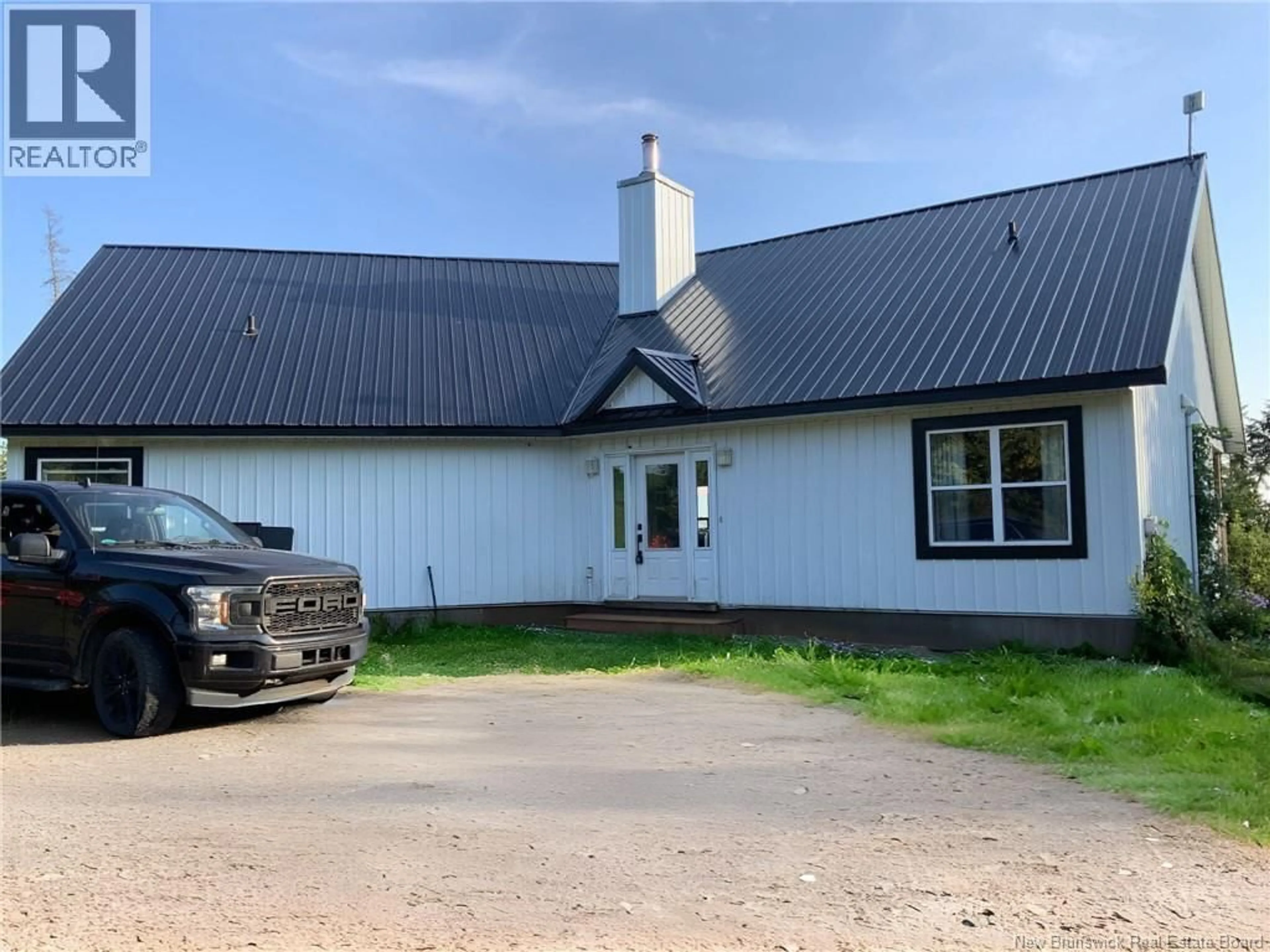 A pic from outside/outdoor area/front of a property/back of a property/a pic from drone, building for 400 GLASSVILLE ROAD, Glassville New Brunswick E7L1S8