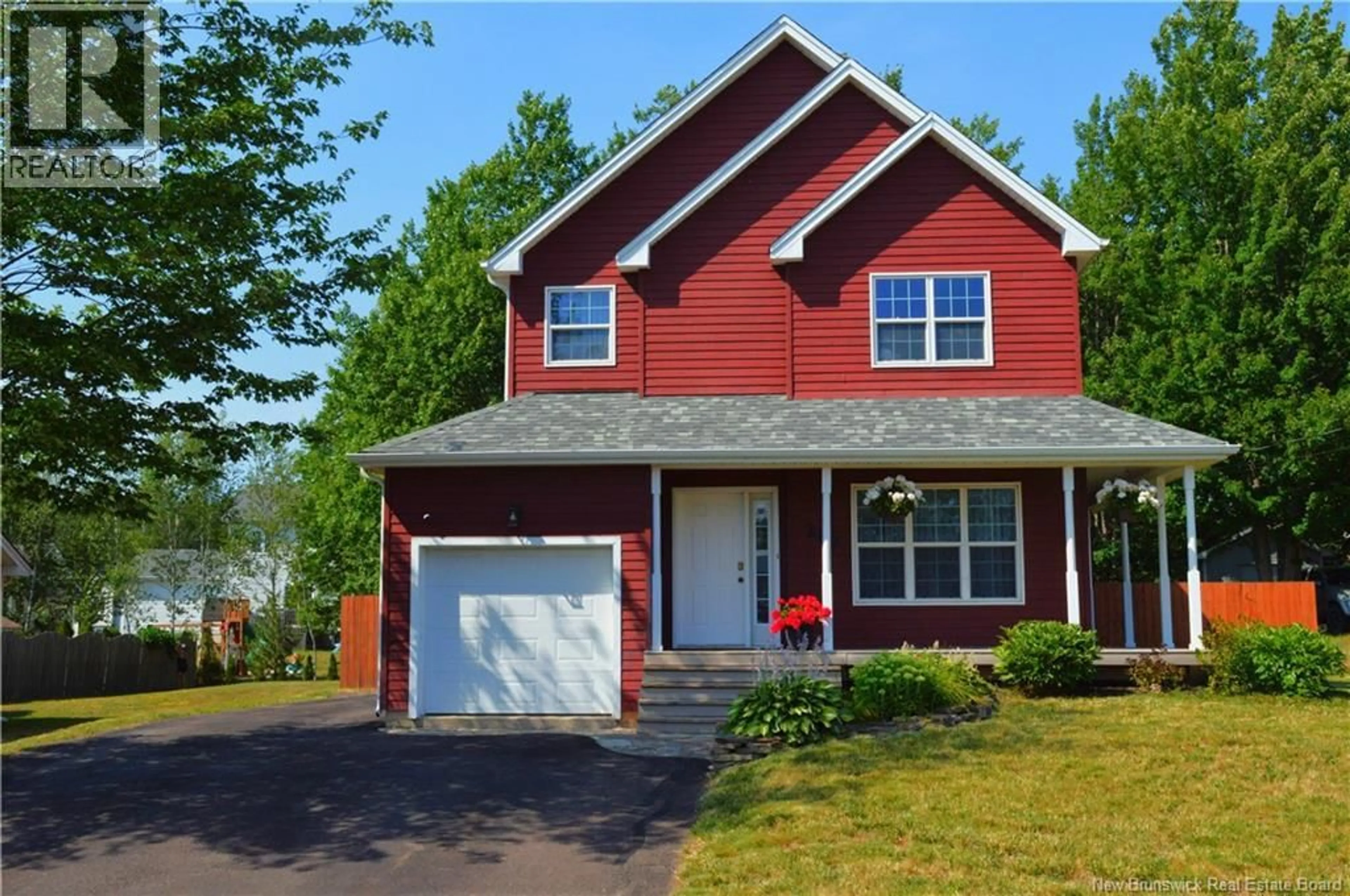 Home with vinyl exterior material, street for 287 MANON STREET, Dieppe New Brunswick E1A7W9