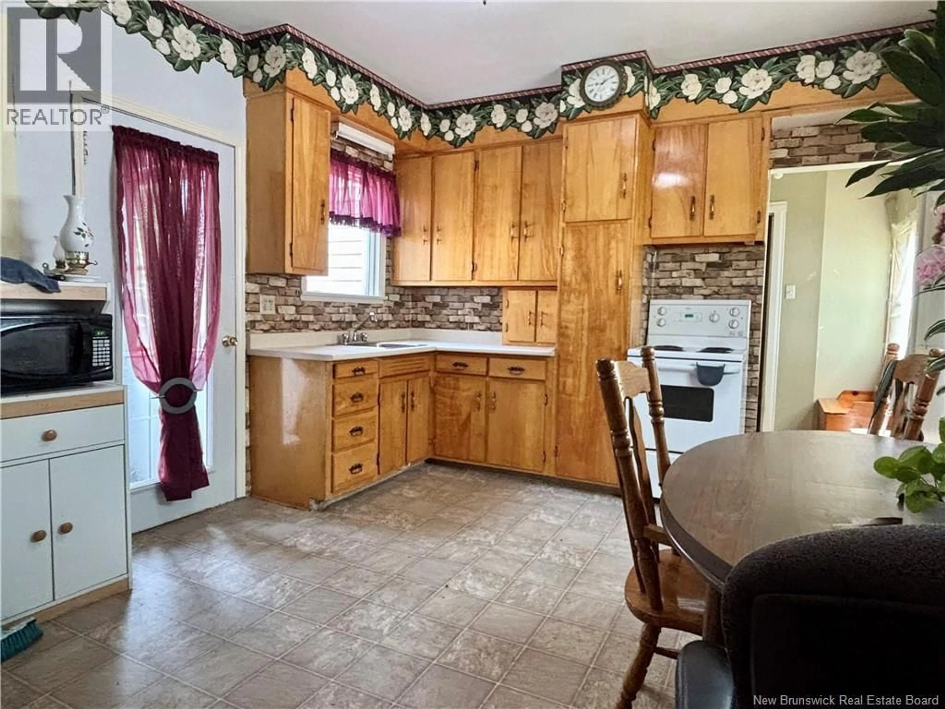 Standard kitchen, ceramic/tile floor for 175 FALCONER STREET, Miramichi New Brunswick E1V2Z5