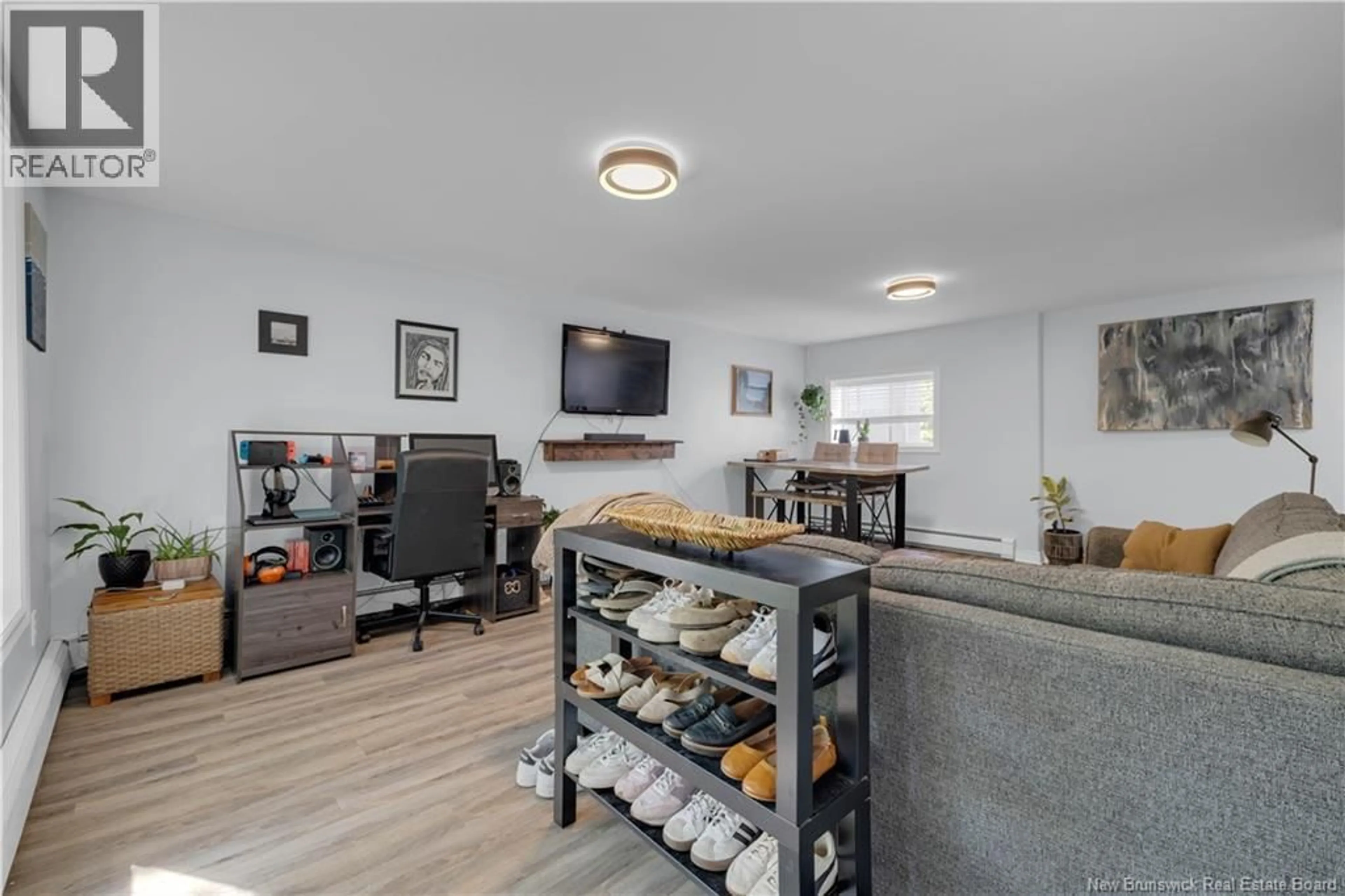 Unknown for 3 - 207 KING STREET EAST, Saint John New Brunswick E2L1H2
