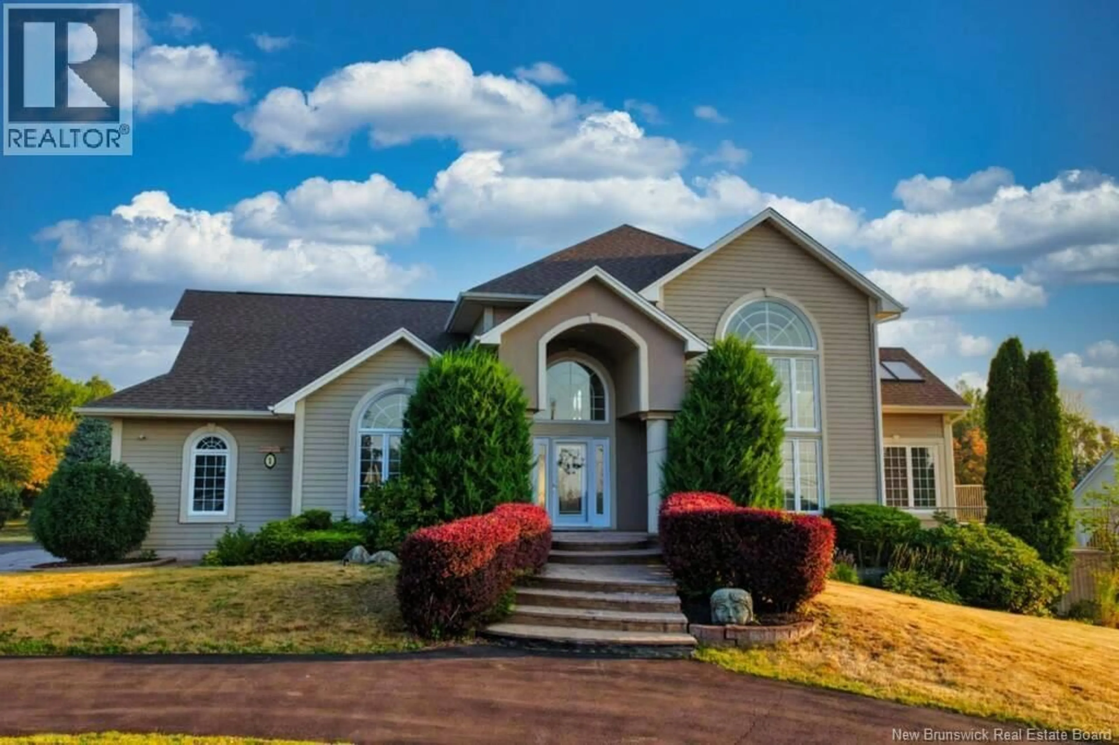 Home with vinyl exterior material, unknown for 1 BAIE VISTA, Shediac Cape New Brunswick E4P2Y7