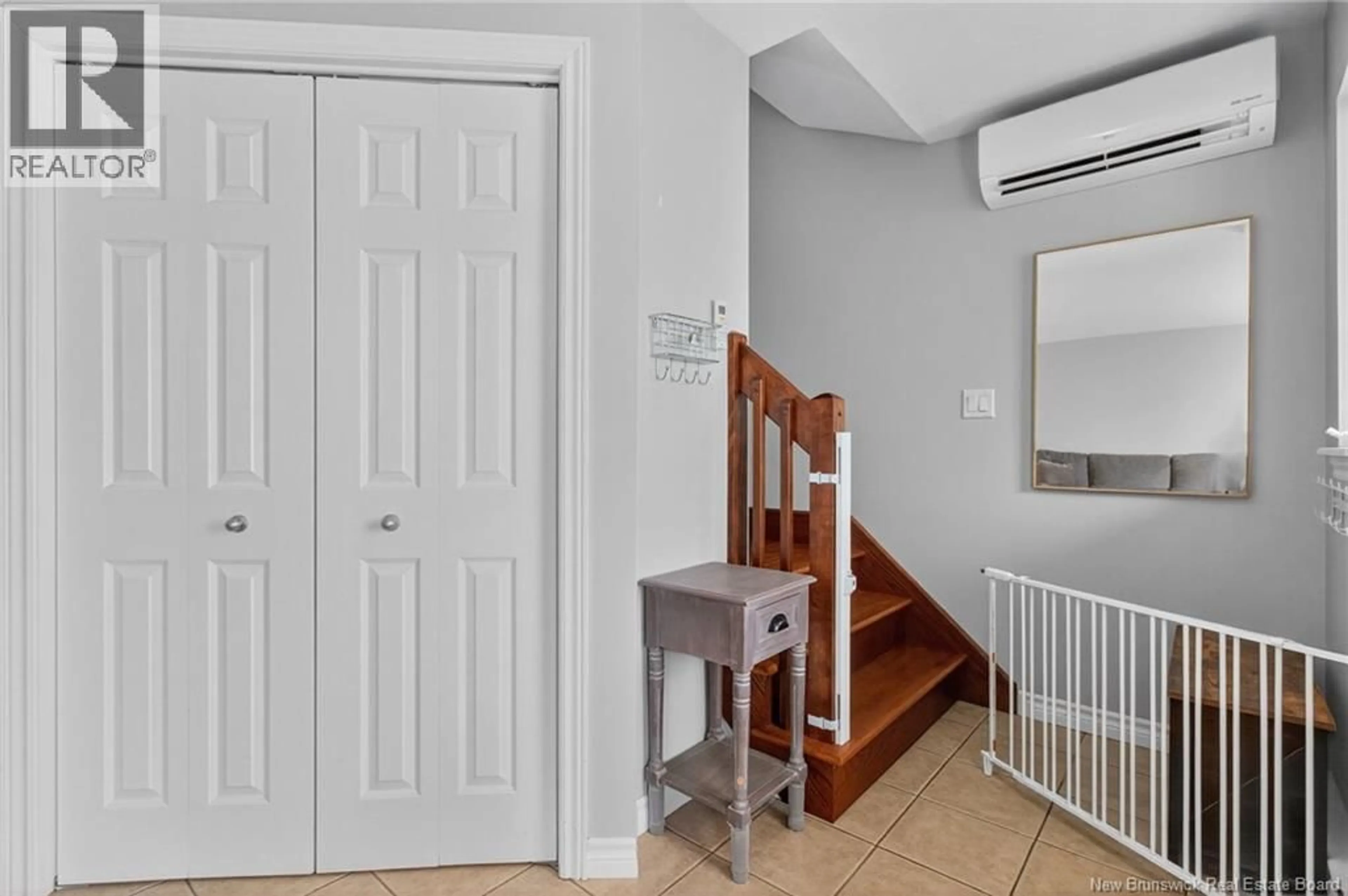 Indoor foyer for 20 CANDICE LANE, Moncton New Brunswick E1G0A7