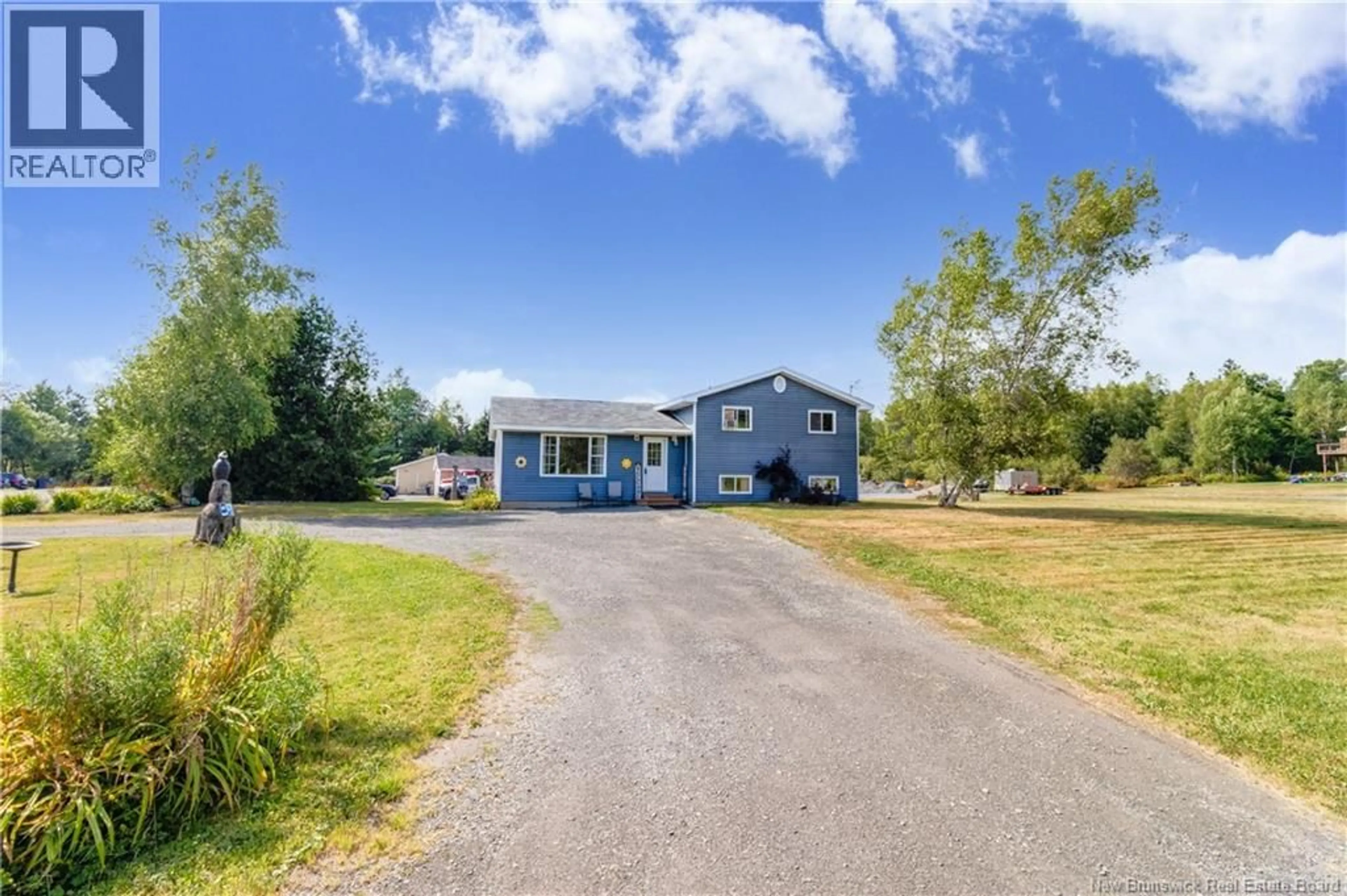 A pic from outside/outdoor area/front of a property/back of a property/a pic from drone, street for 1377 ROUTE 620, Estey's Bridge New Brunswick E3G6M8