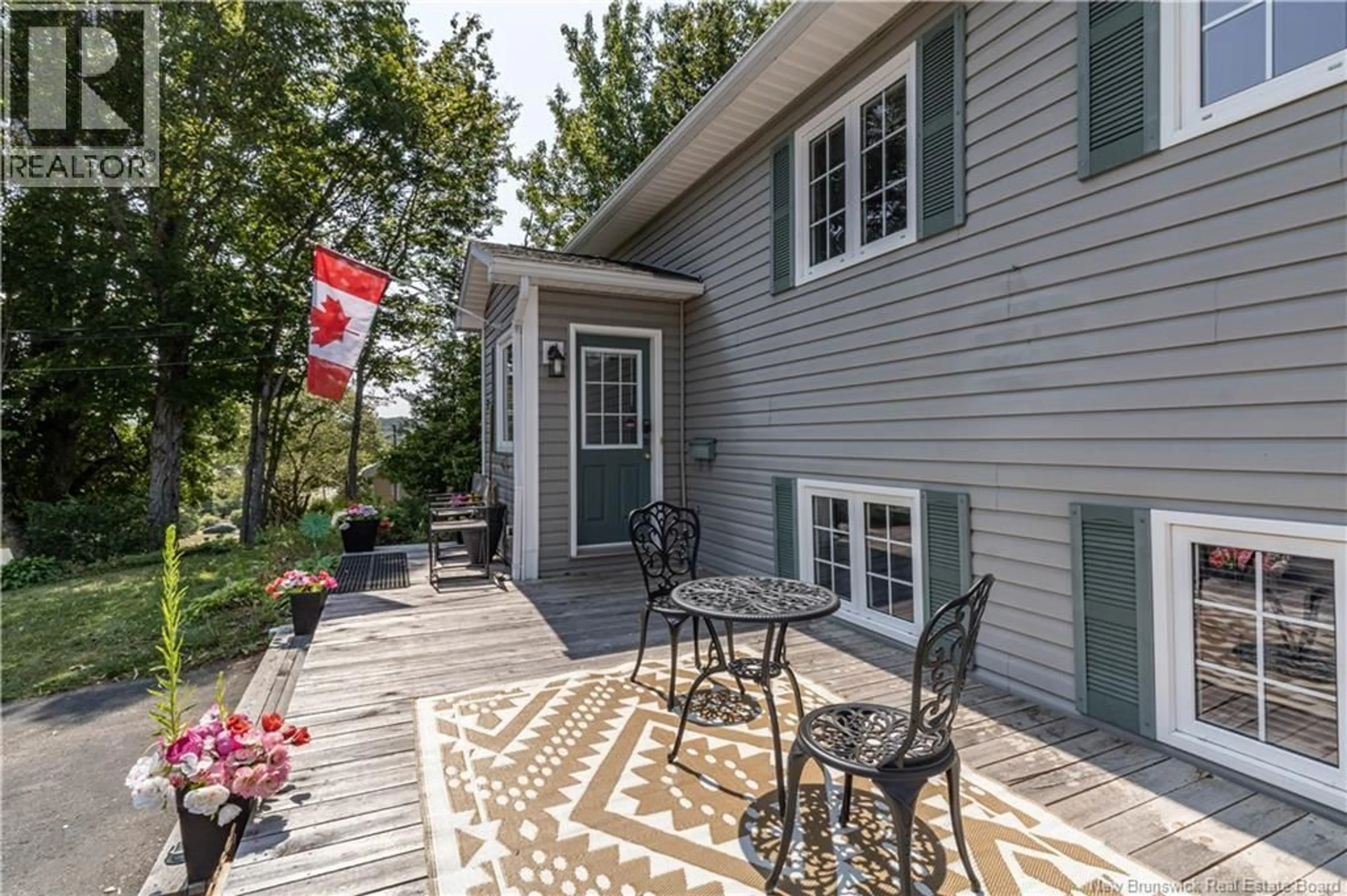 Patio, street for 77 QUEEN STREET, Sussex New Brunswick E4E2B2