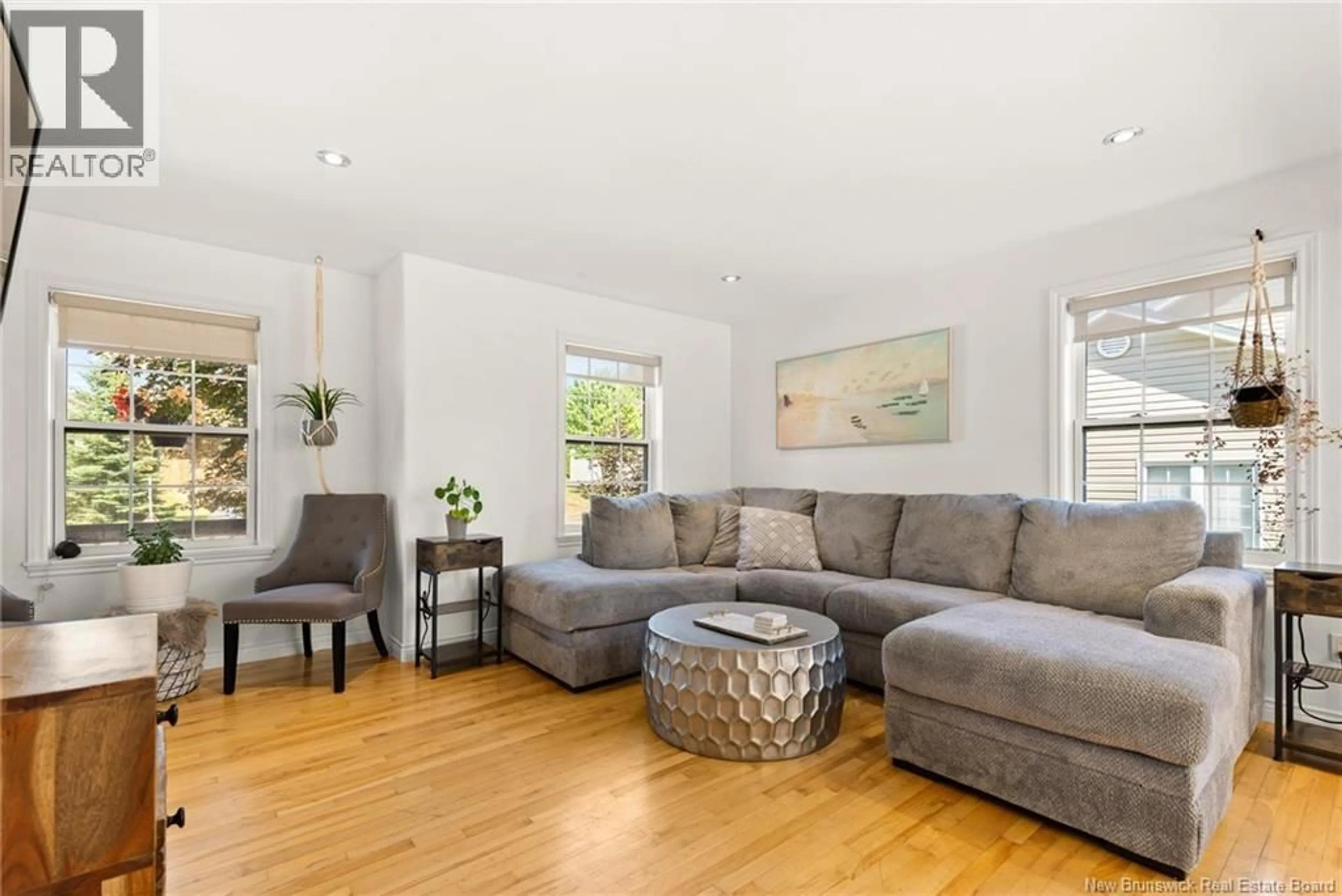 Living room with furniture, unknown for 35 DU RUISSEAU STREET, Dieppe New Brunswick E1A7Z8