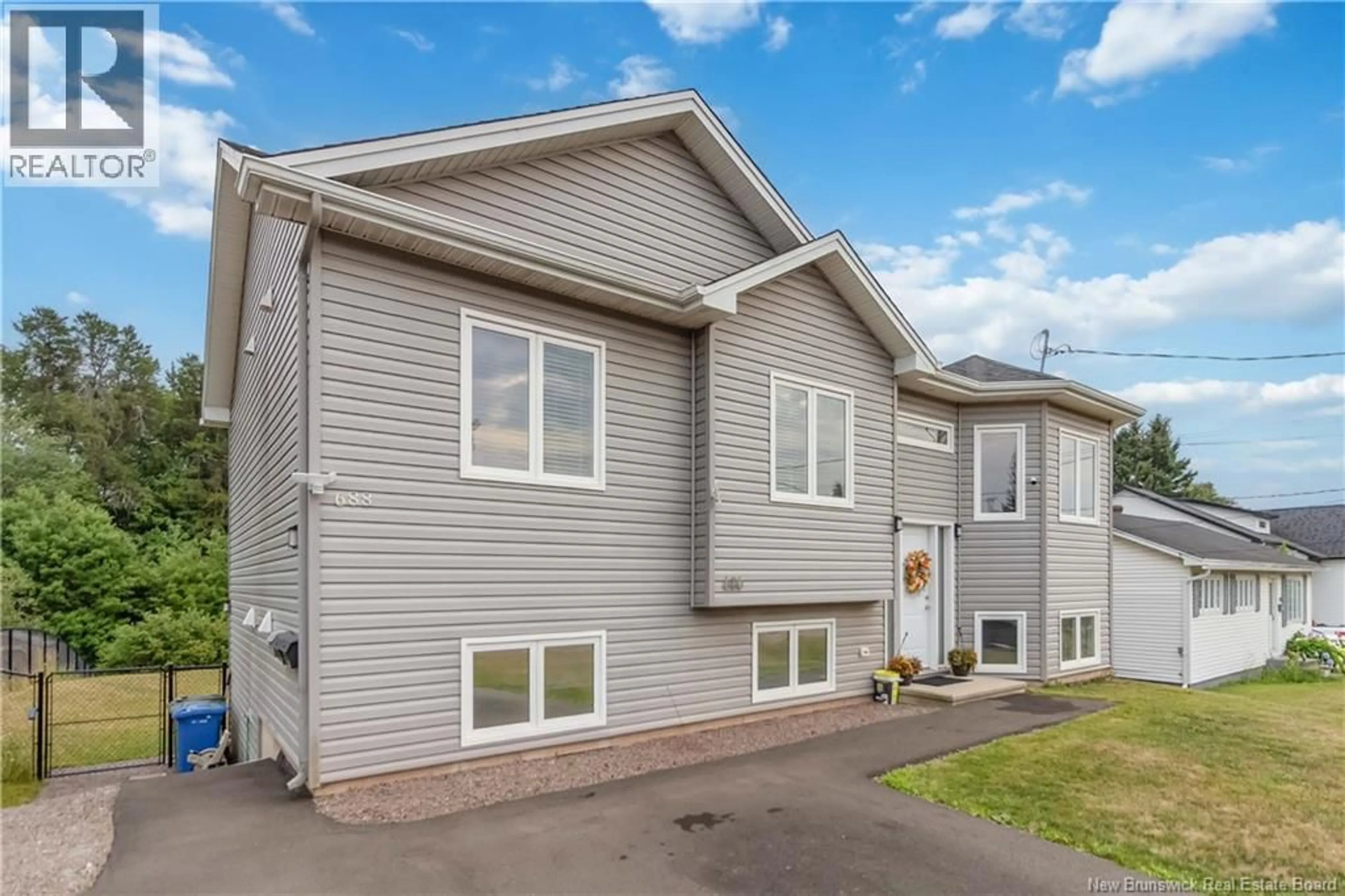 Home with vinyl exterior material, street for 686-688 CHARTERSVILLE ROAD, Dieppe New Brunswick E1A1K8