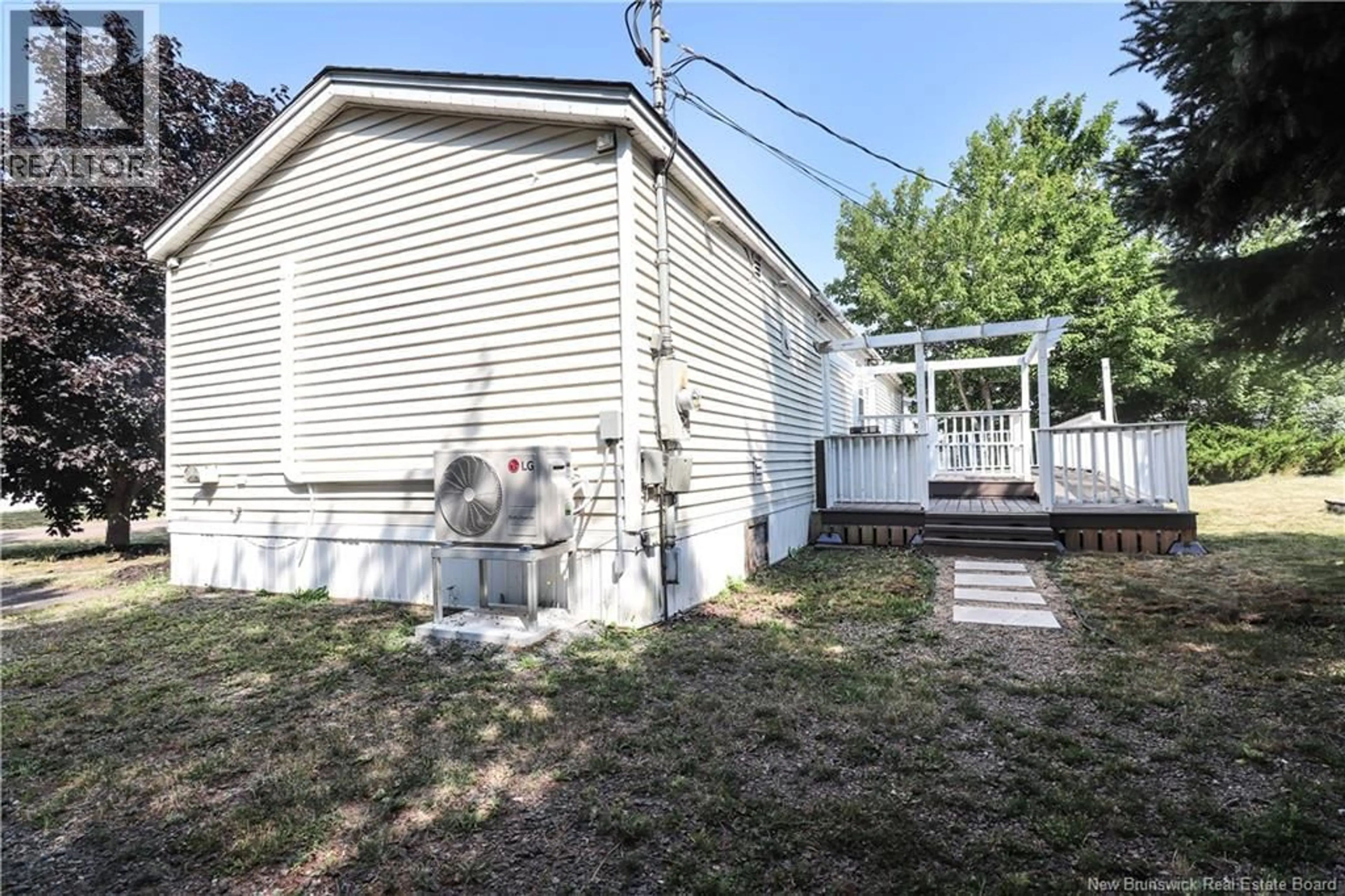 Unknown for 2 HUMMINGBIRD STREET, Moncton New Brunswick E1H2W9