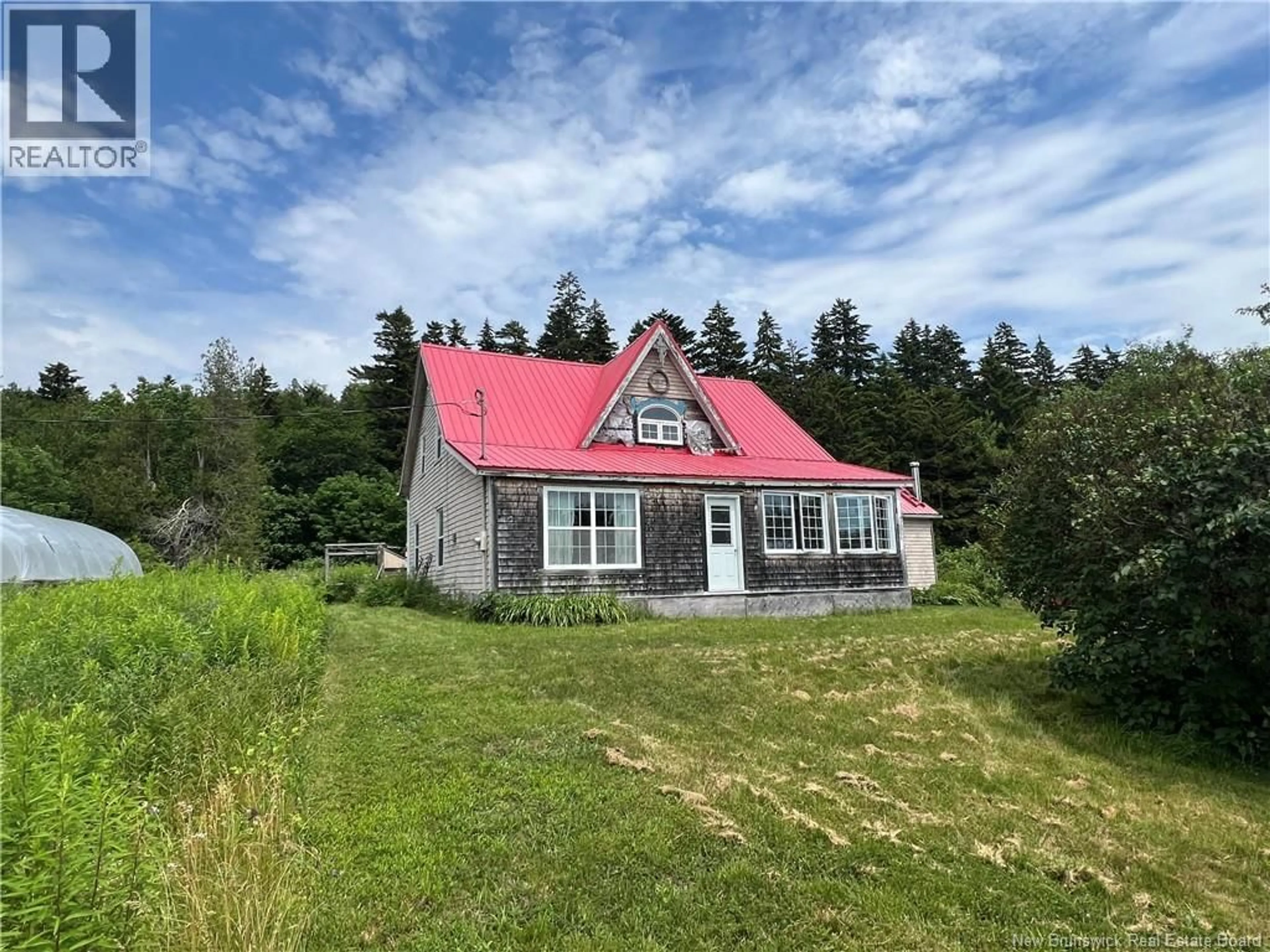 A pic from outside/outdoor area/front of a property/back of a property/a pic from drone, building for 2048 ROUTE 845, Summerville New Brunswick E5S1H5
