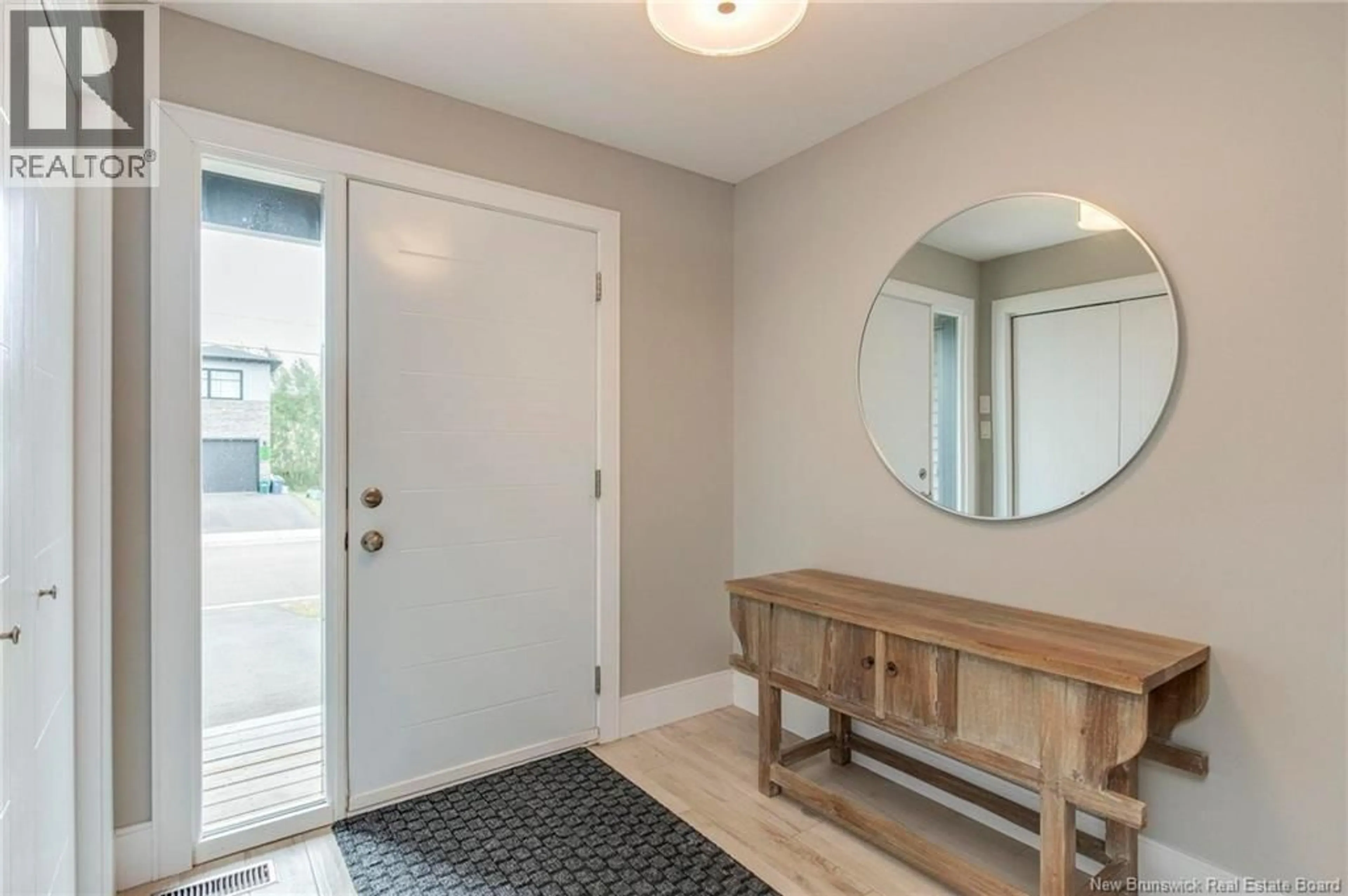 Indoor entryway for 23 TIMANDRA CRESCENT, Moncton New Brunswick E1C5Y3