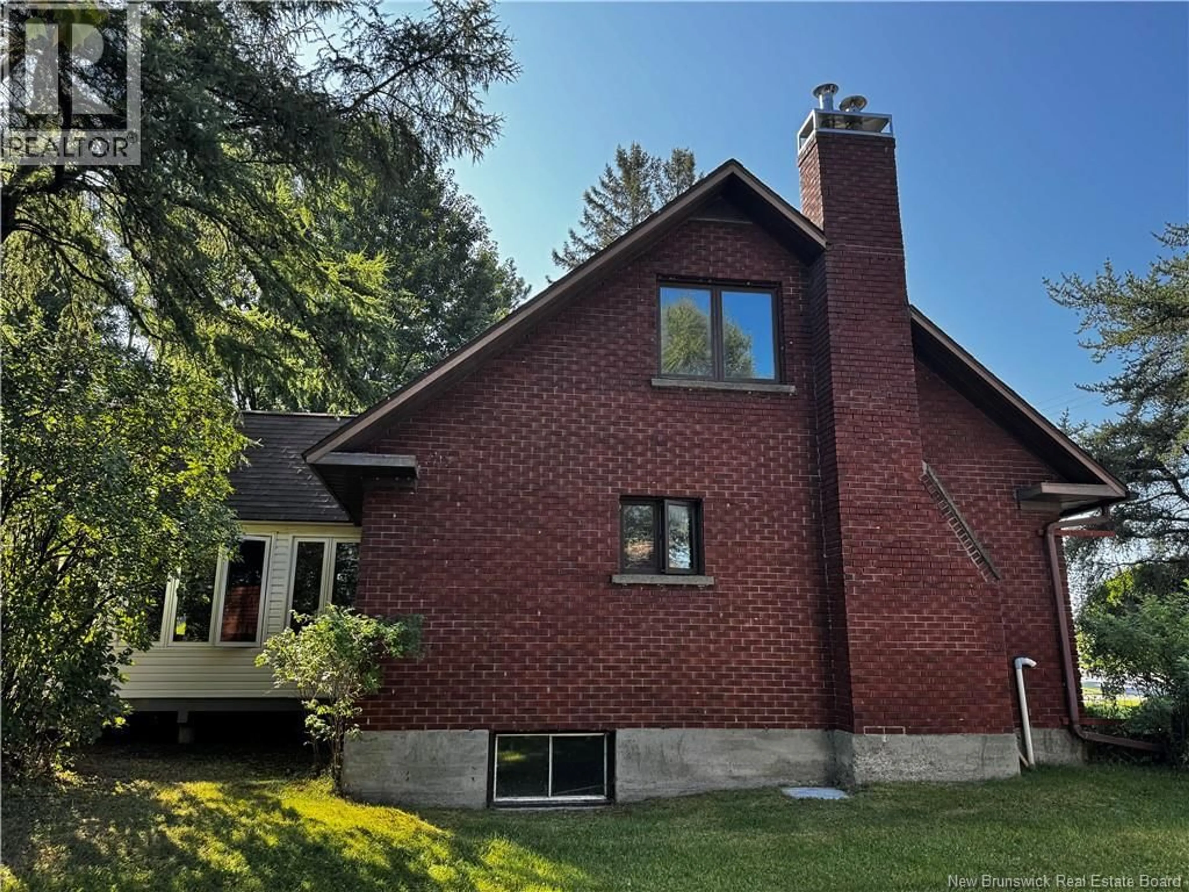 Home with brick exterior material, unknown for 701 VICTORIA STREET, Edmundston New Brunswick E3V3T3