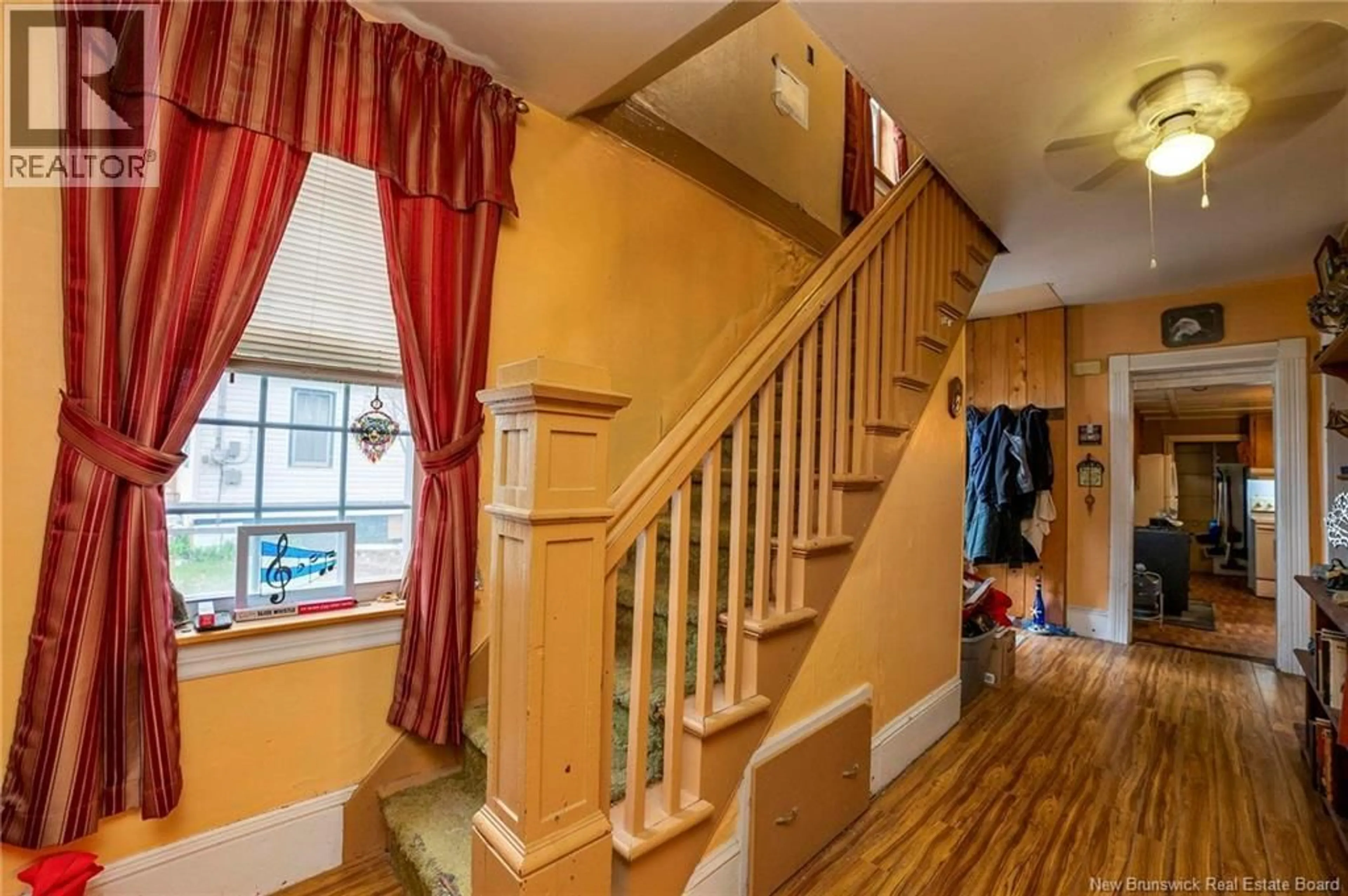 Indoor foyer for 48 CUNARD STREET, Richibucto New Brunswick E4W3Z4