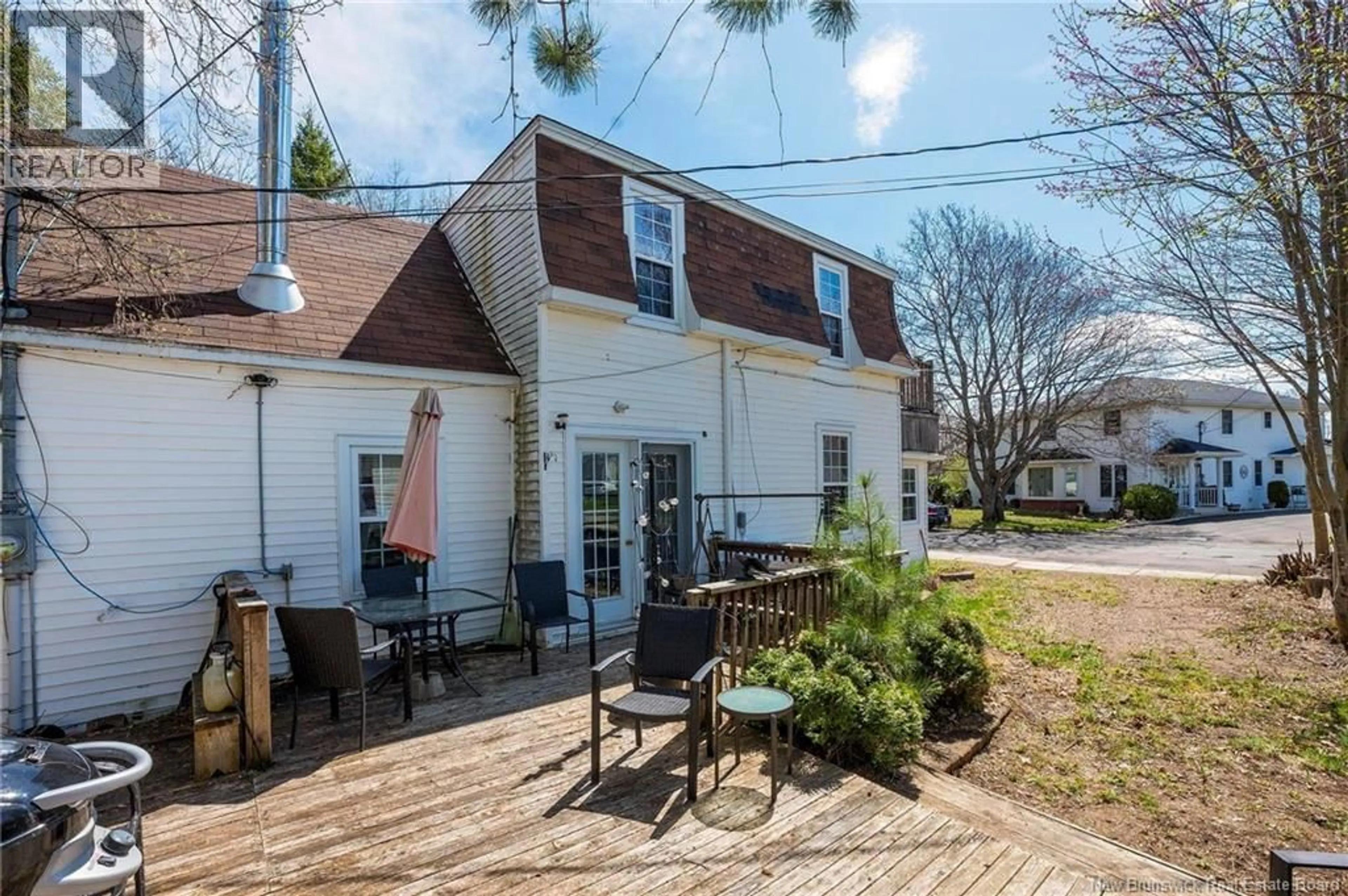 Patio, street for 48 CUNARD STREET, Richibucto New Brunswick E4W3Z4
