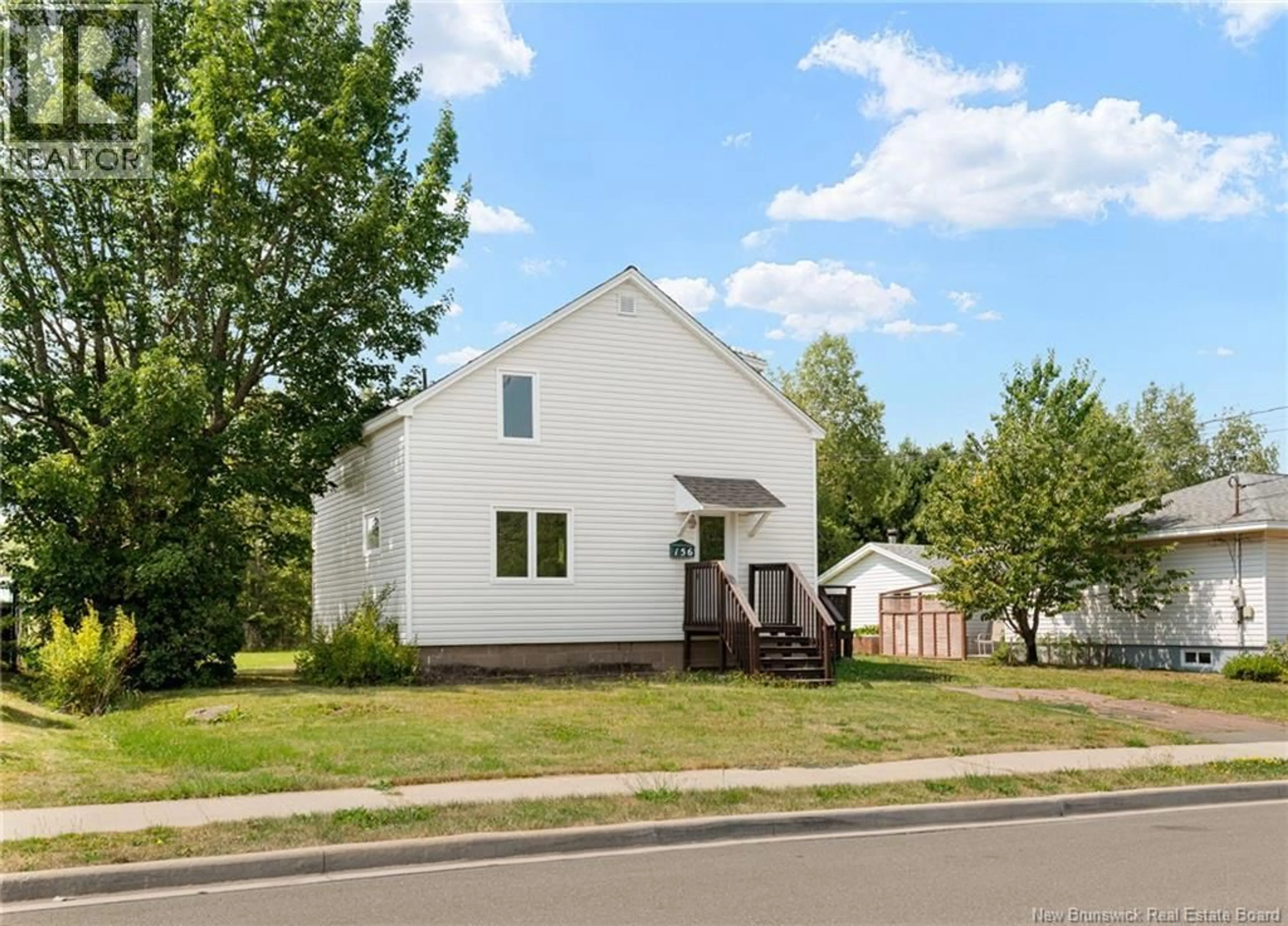 Home with vinyl exterior material, street for 156 FIRST AVENUE, Moncton New Brunswick E1C7X5