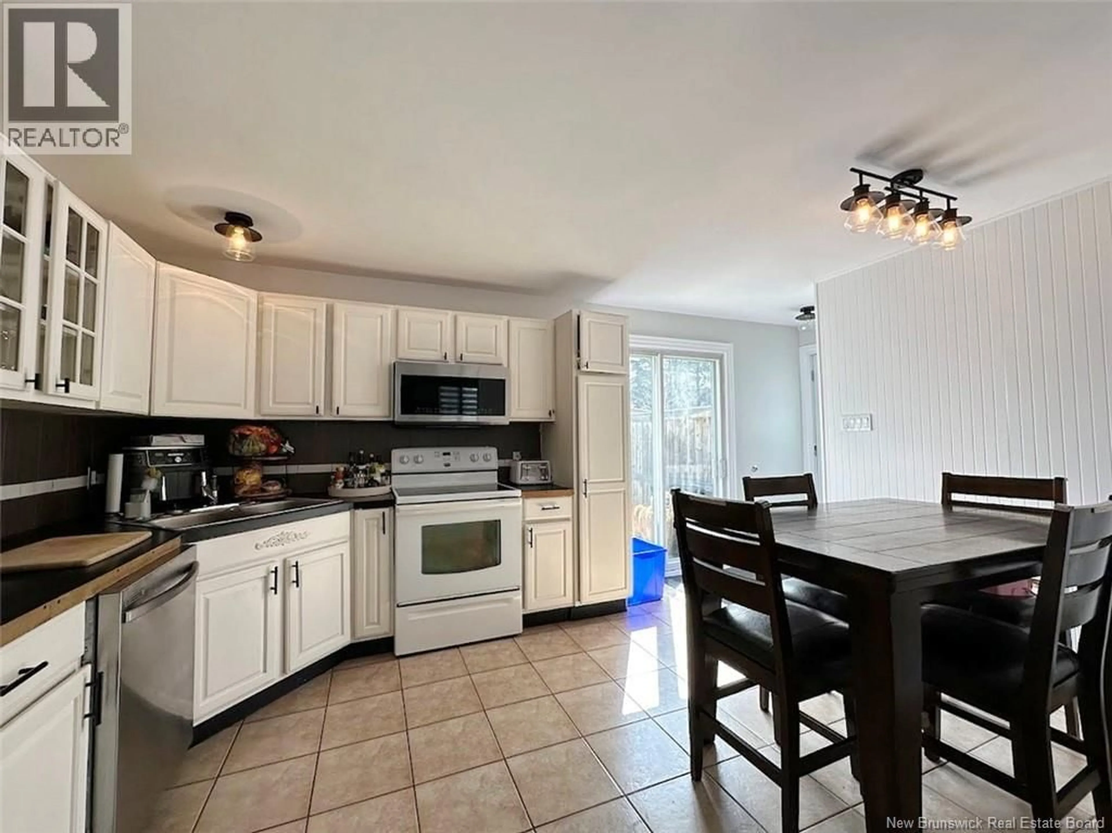 Open concept kitchen, ceramic/tile floor for 25 DES SOEURS STREET, Saint-Jacques New Brunswick E7B1G5