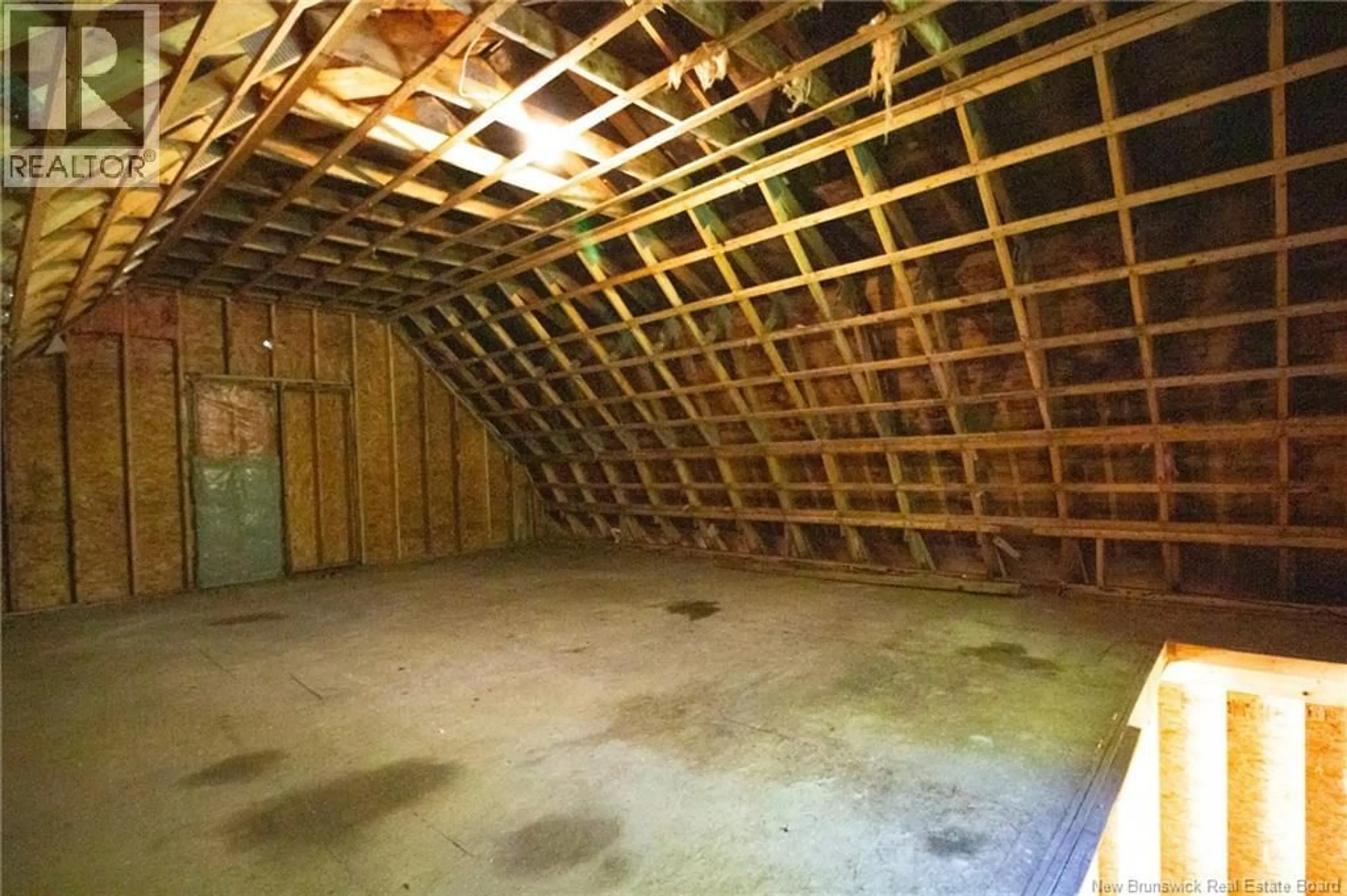 Indoor garage for 52 PERRY POINT ROAD, Kingston New Brunswick E5N1G6