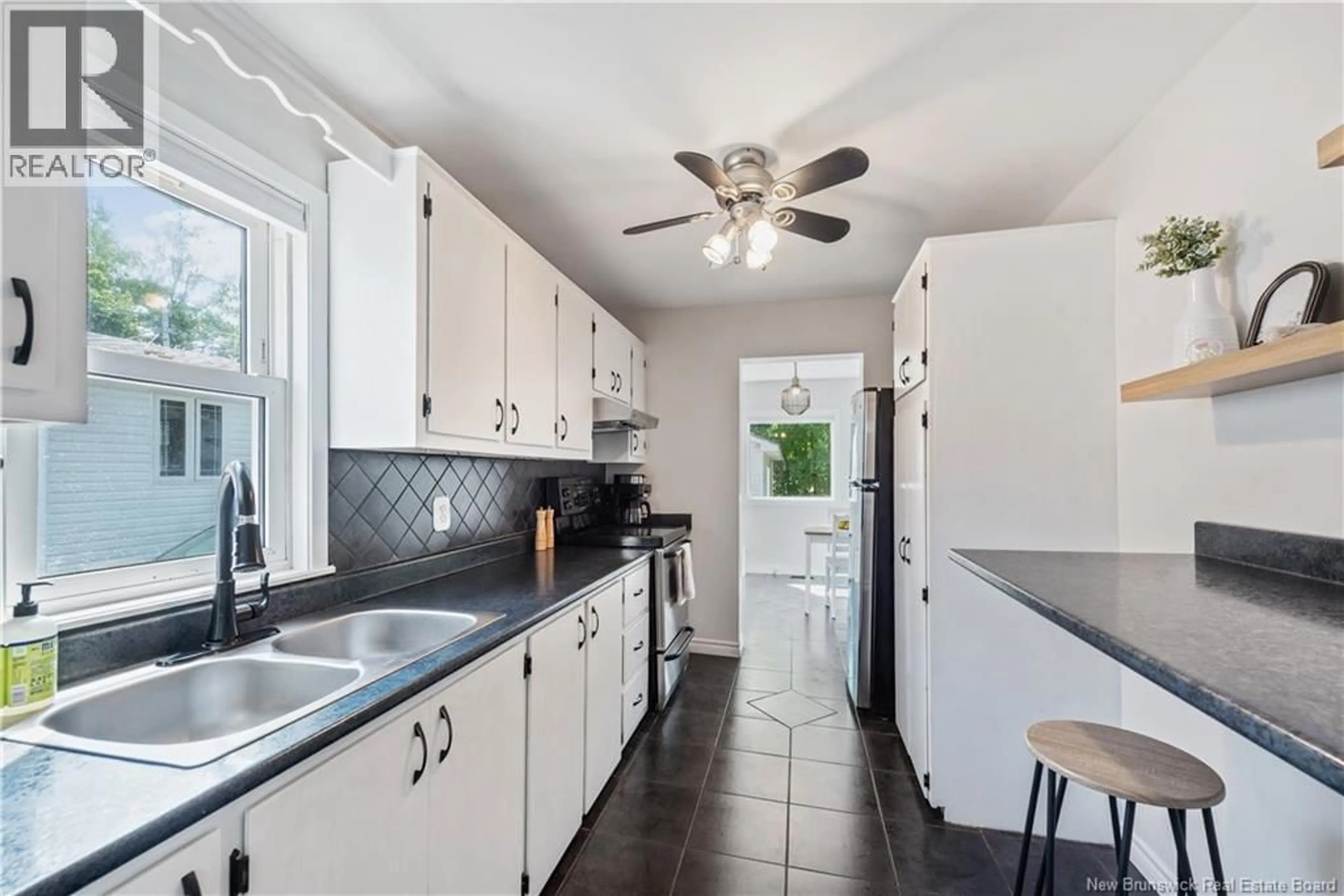 Standard kitchen, ceramic/tile floor for 160 JONES STREET, Moncton New Brunswick E1C6J6