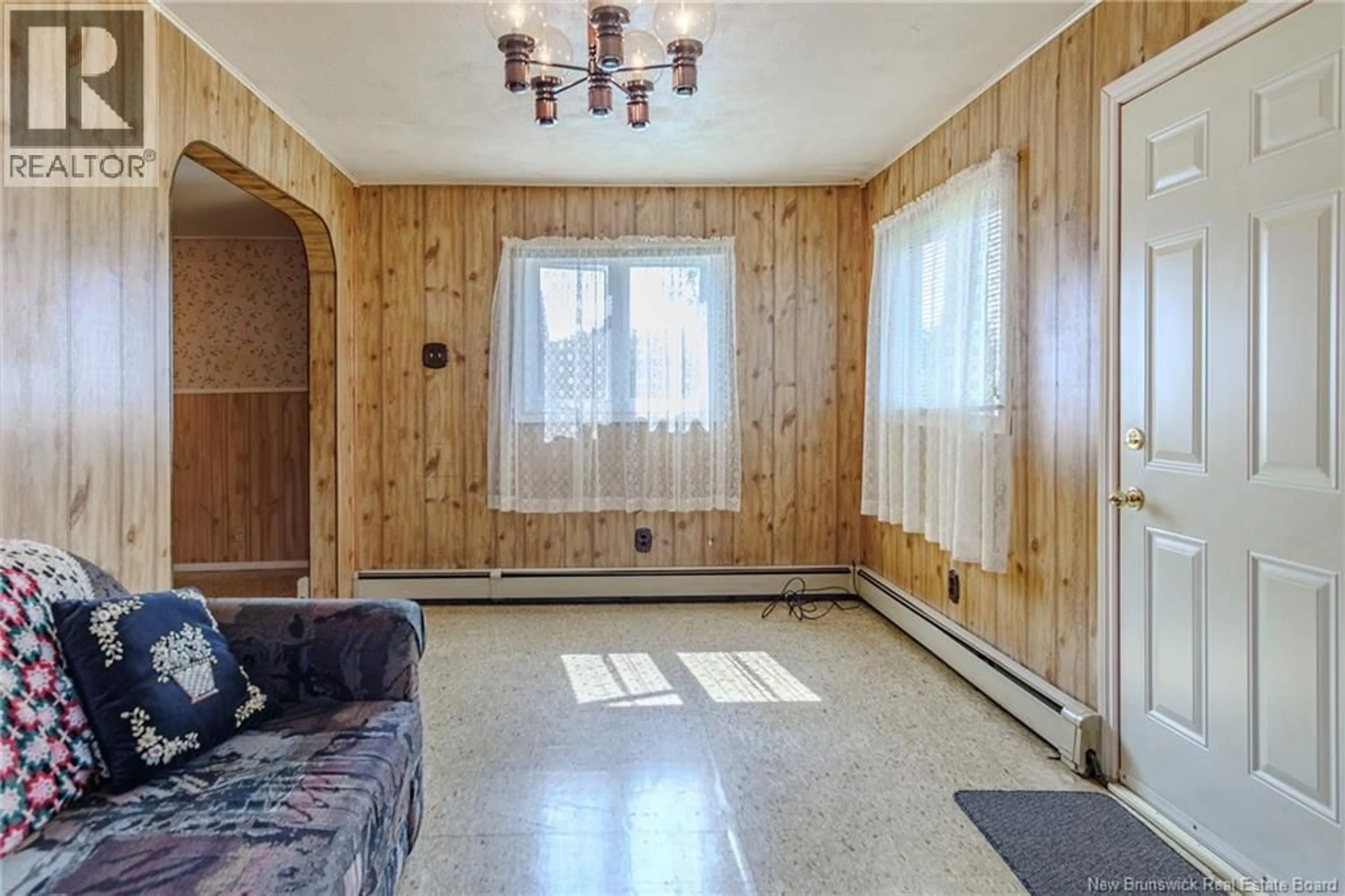 A pic of a room for 144 COTTAGE ROAD, Saint John New Brunswick E2J4W1