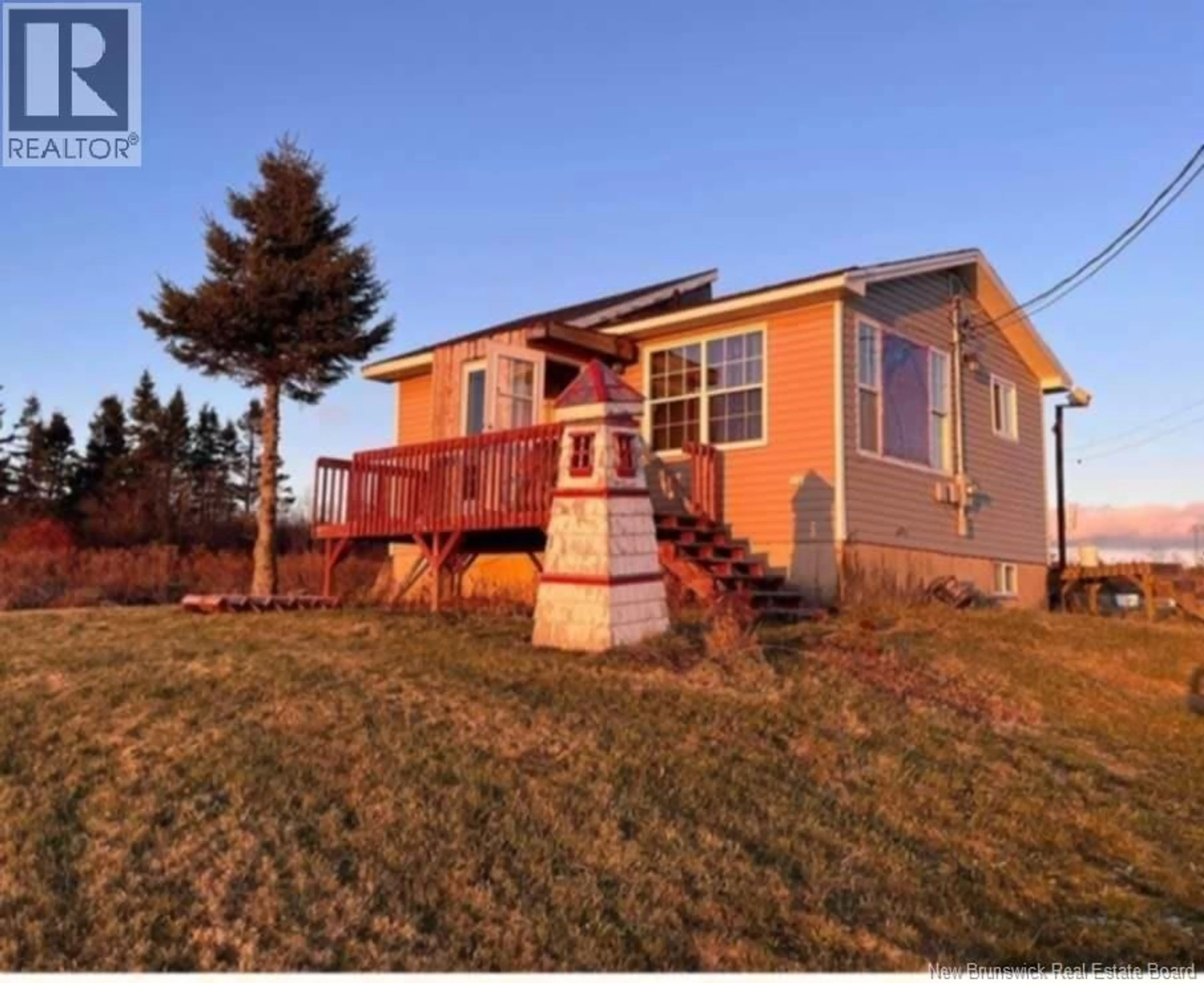 Home with vinyl exterior material, unknown for 601 MEMRAMCOOK EAST, Memramcook East New Brunswick E4K1M2