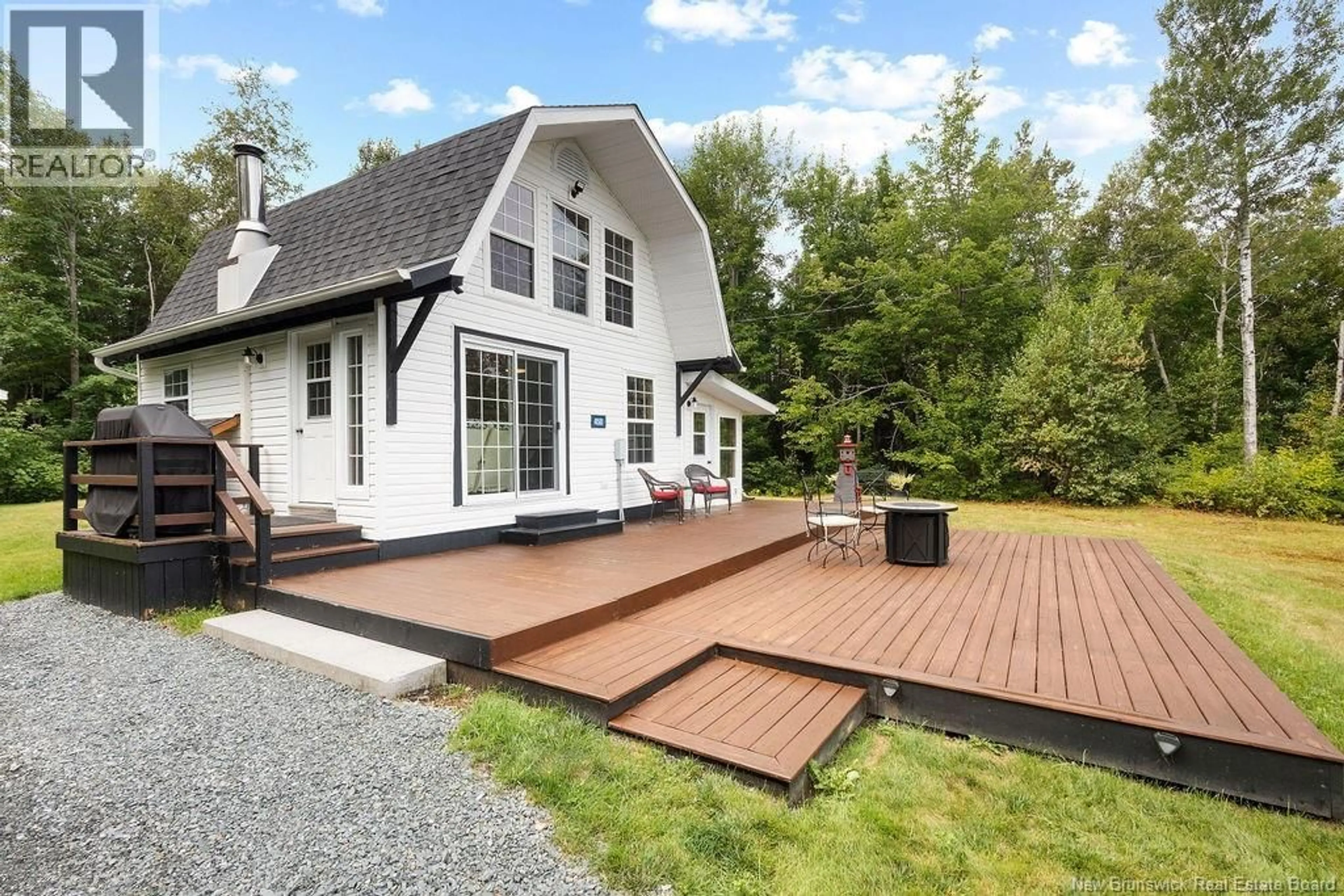 Home with vinyl exterior material, unknown for 458 EAST POINT ROAD, Napan New Brunswick E1N5Z5