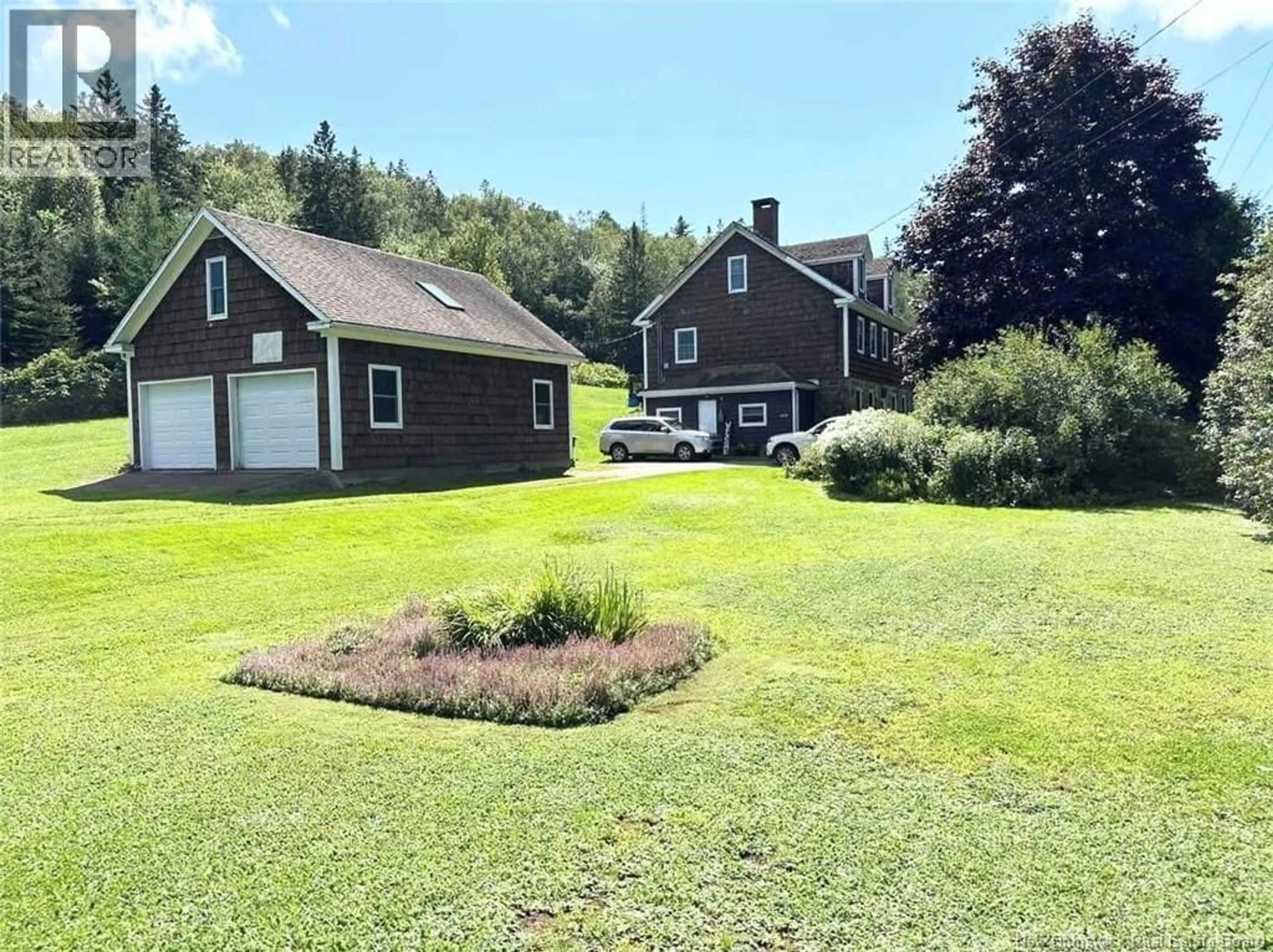 A pic from outside/outdoor area/front of a property/back of a property/a pic from drone, unknown for 459 845 ROUTE, Kingston New Brunswick E5N1N5