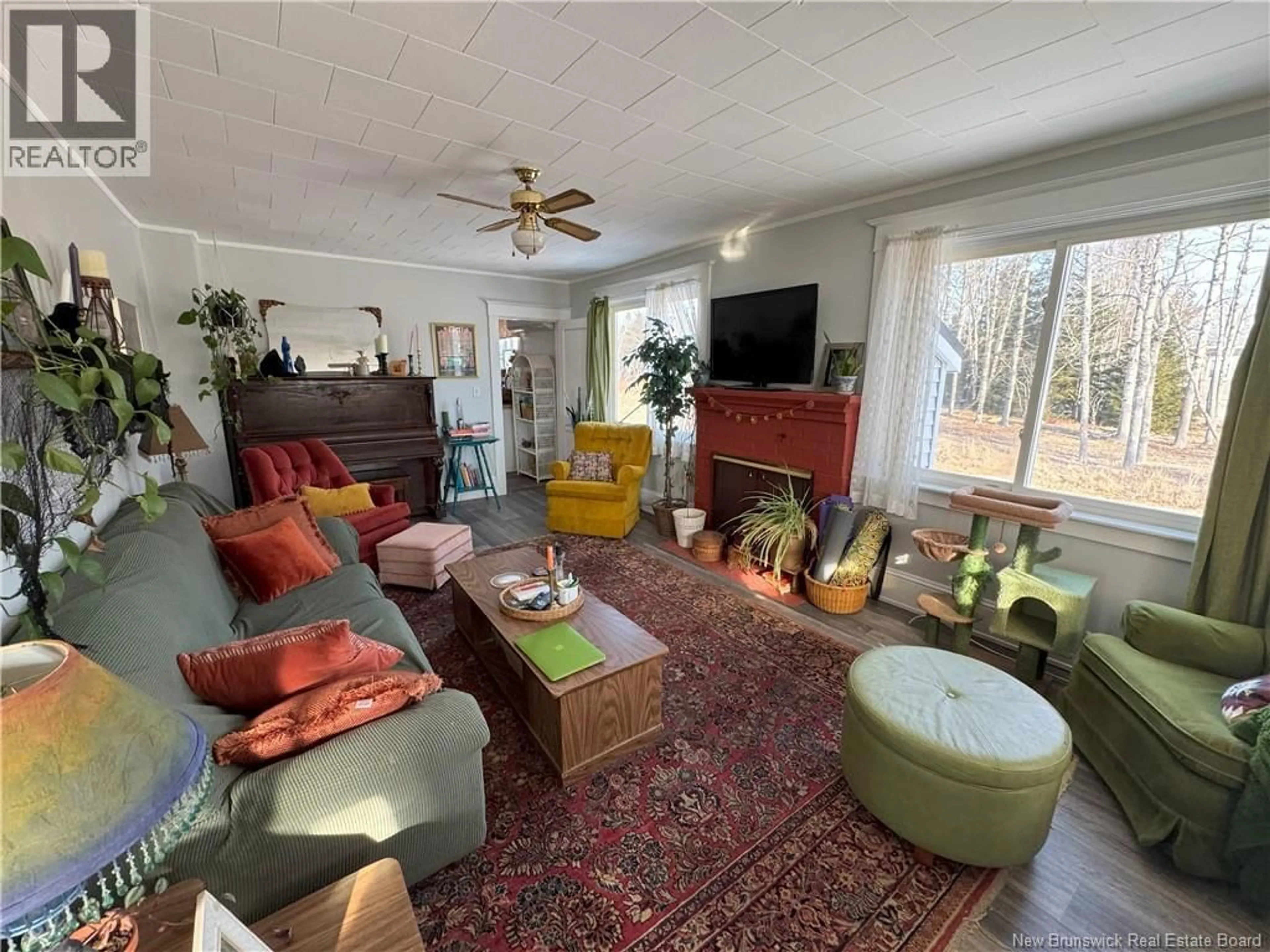 Living room with furniture, unknown for 60 WALLACE COVE ROAD, Blacks Harbour New Brunswick E5H1H1