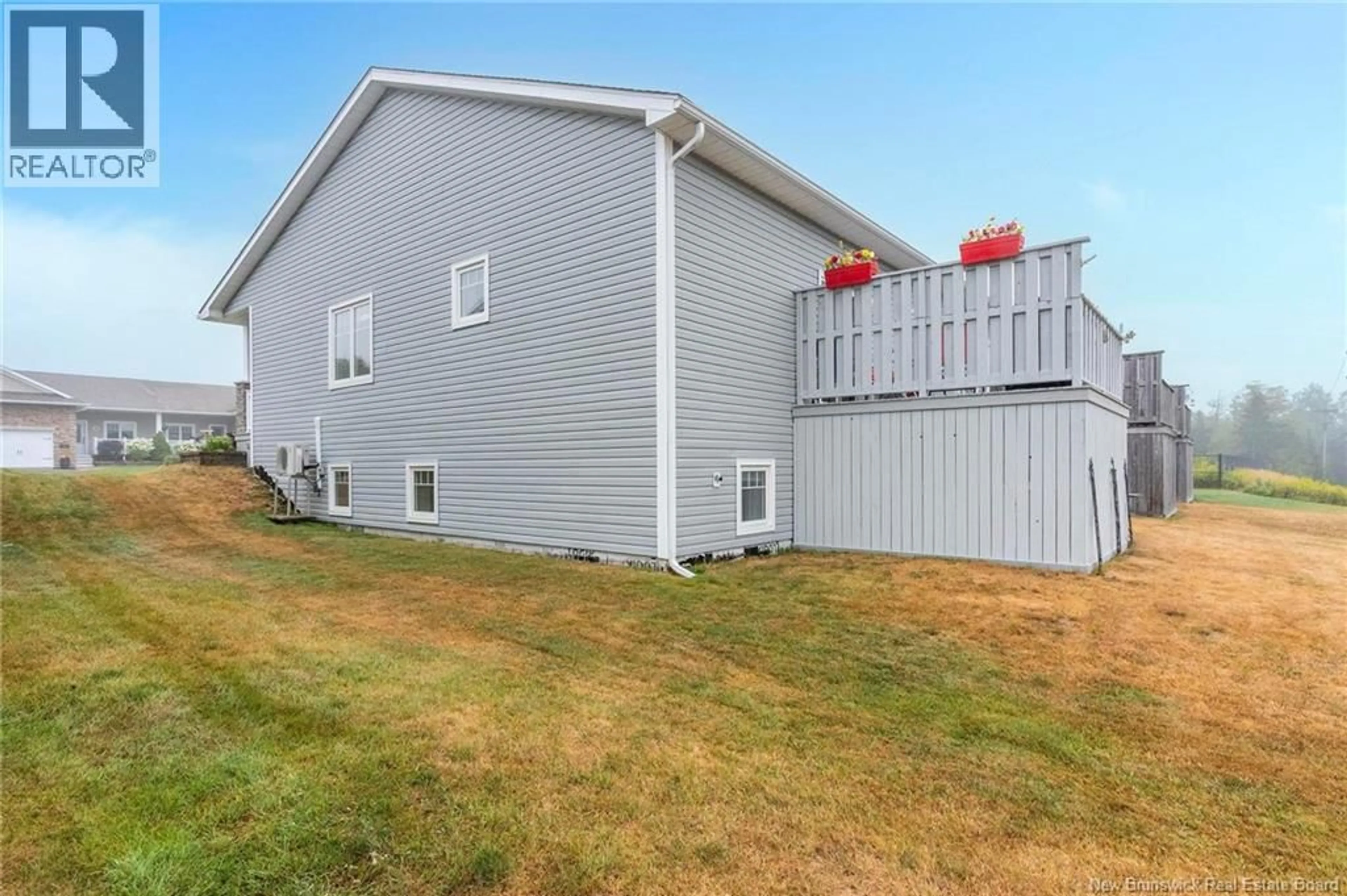 Home with vinyl exterior material, building for 12 HITACHI CRESCENT, Saint John New Brunswick E2M0G4