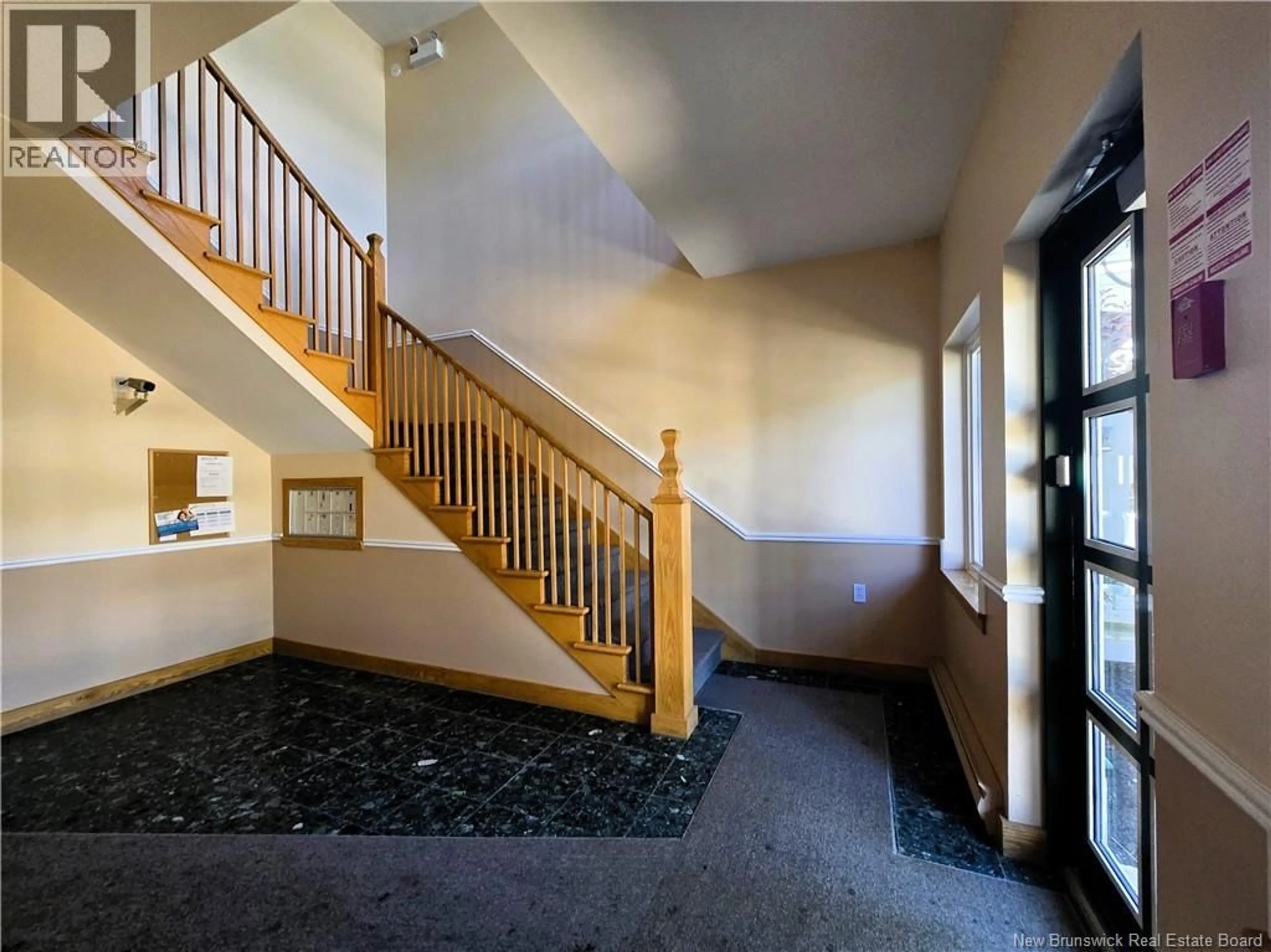 Indoor foyer for 41 - 33 MACALEESE LANE, Moncton New Brunswick E1A3M1