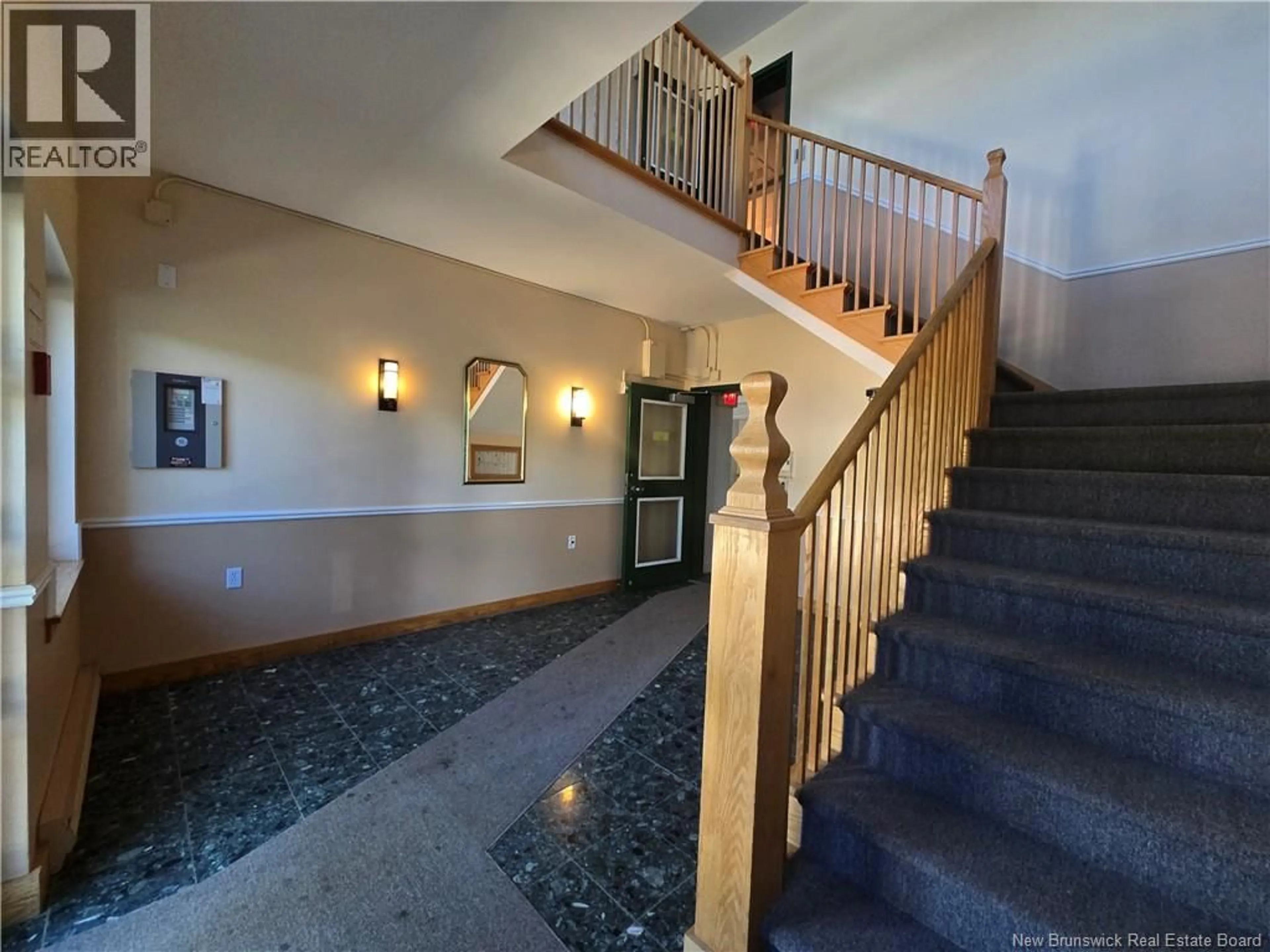 Indoor foyer for 41 - 33 MACALEESE LANE, Moncton New Brunswick E1A3M1