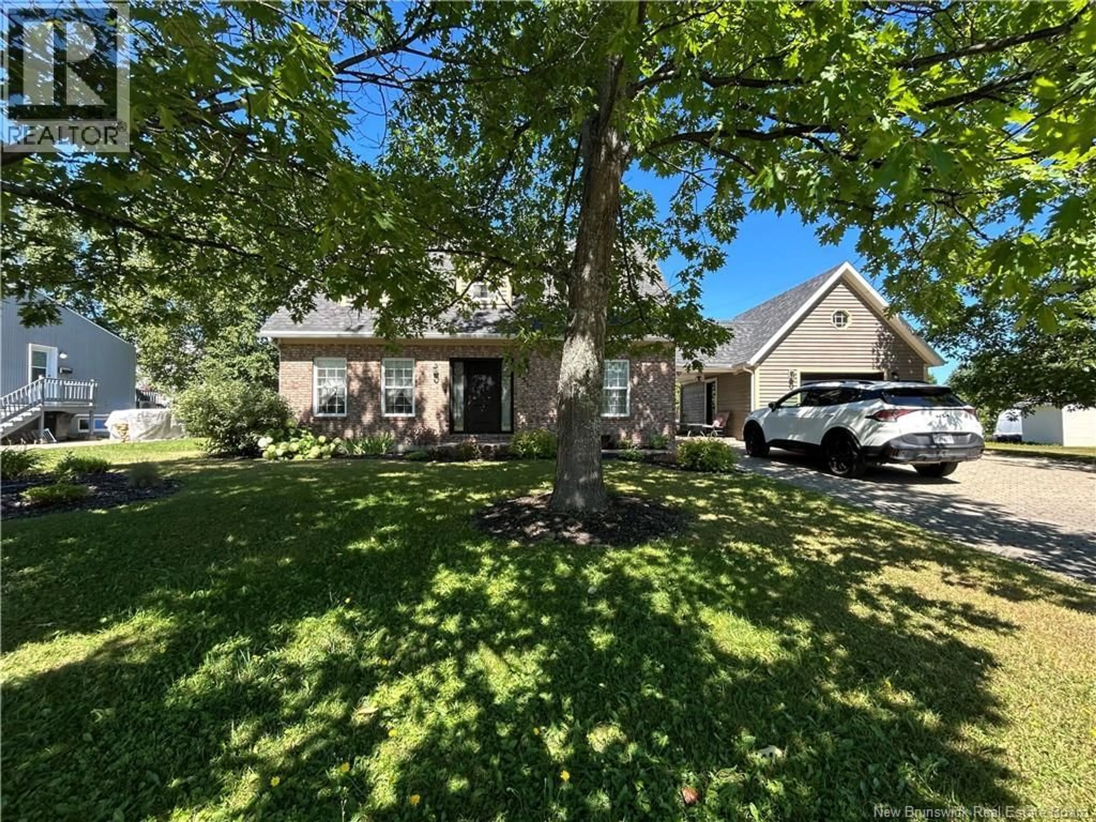 A pic from outside/outdoor area/front of a property/back of a property/a pic from drone, street for 231 DOVER STREET, Campbellton New Brunswick E3N2R1