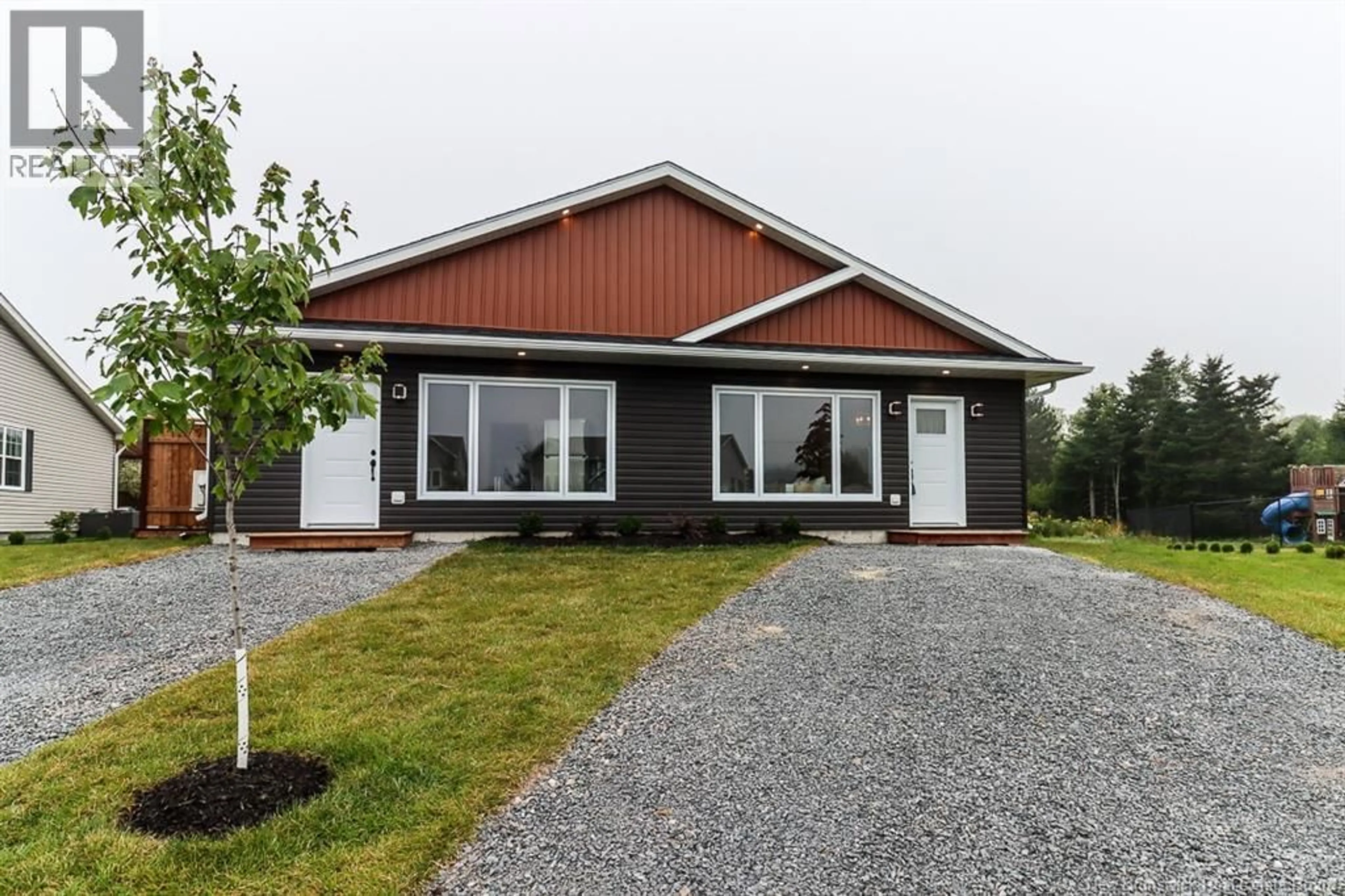 Home with vinyl exterior material, unknown for 17 ABBOT COURT, Saint John New Brunswick E2M0C4