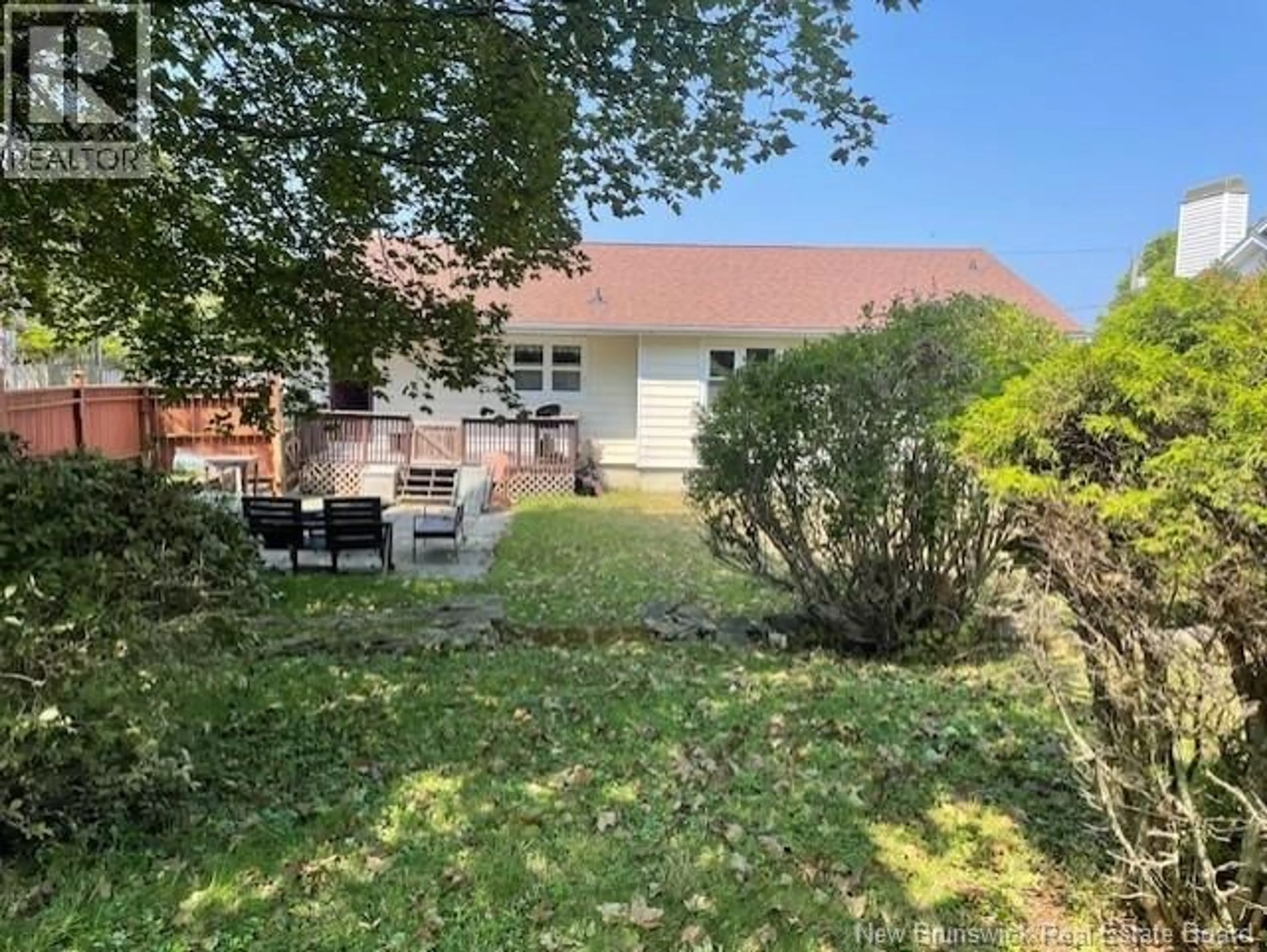 A pic from outside/outdoor area/front of a property/back of a property/a pic from drone, street for 14 BUENA VISTA AVENUE, Saint John New Brunswick E2M2S8