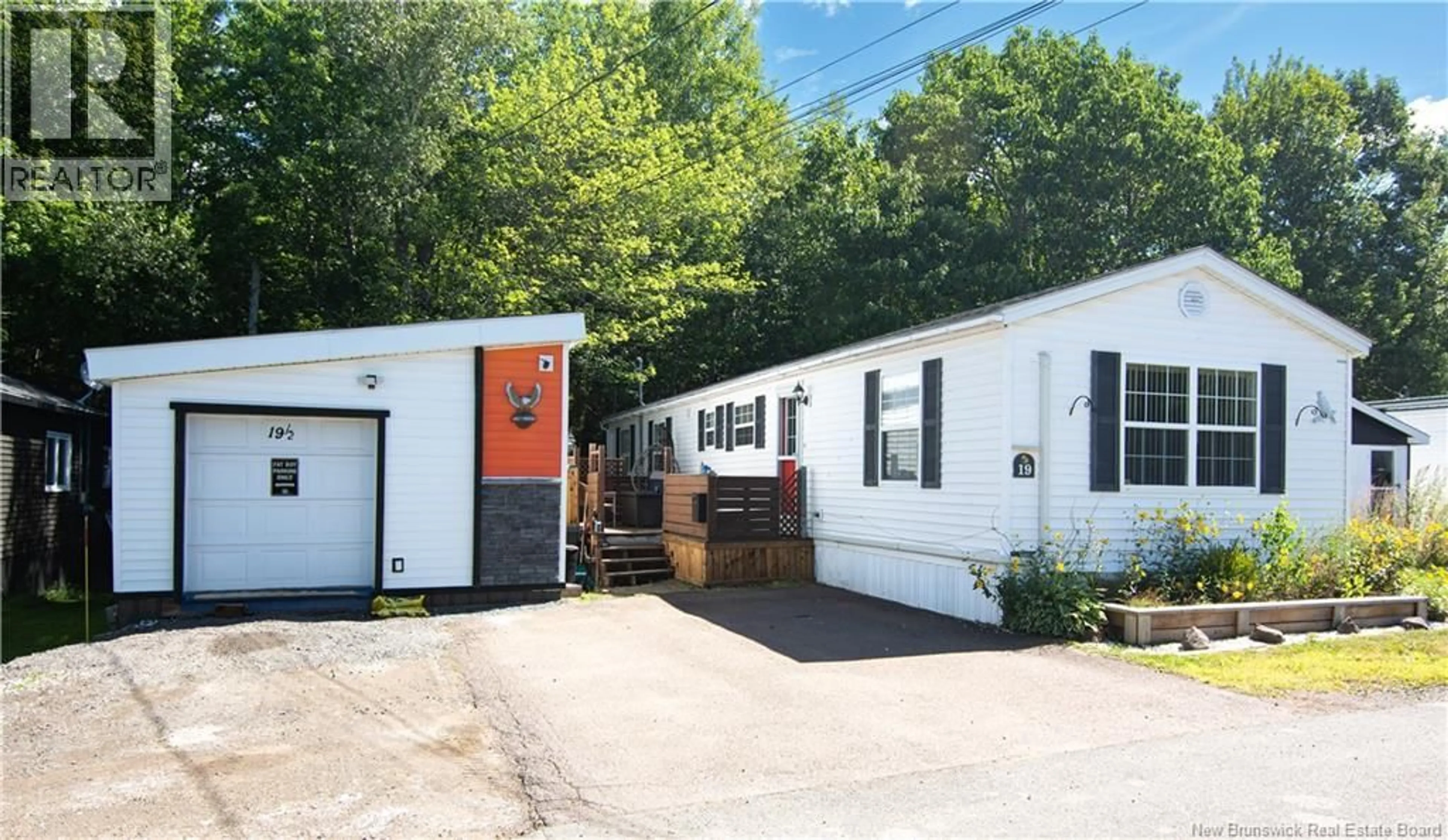 Unknown for 19 CASCADE AVENUE, Moncton New Brunswick E1E2J8