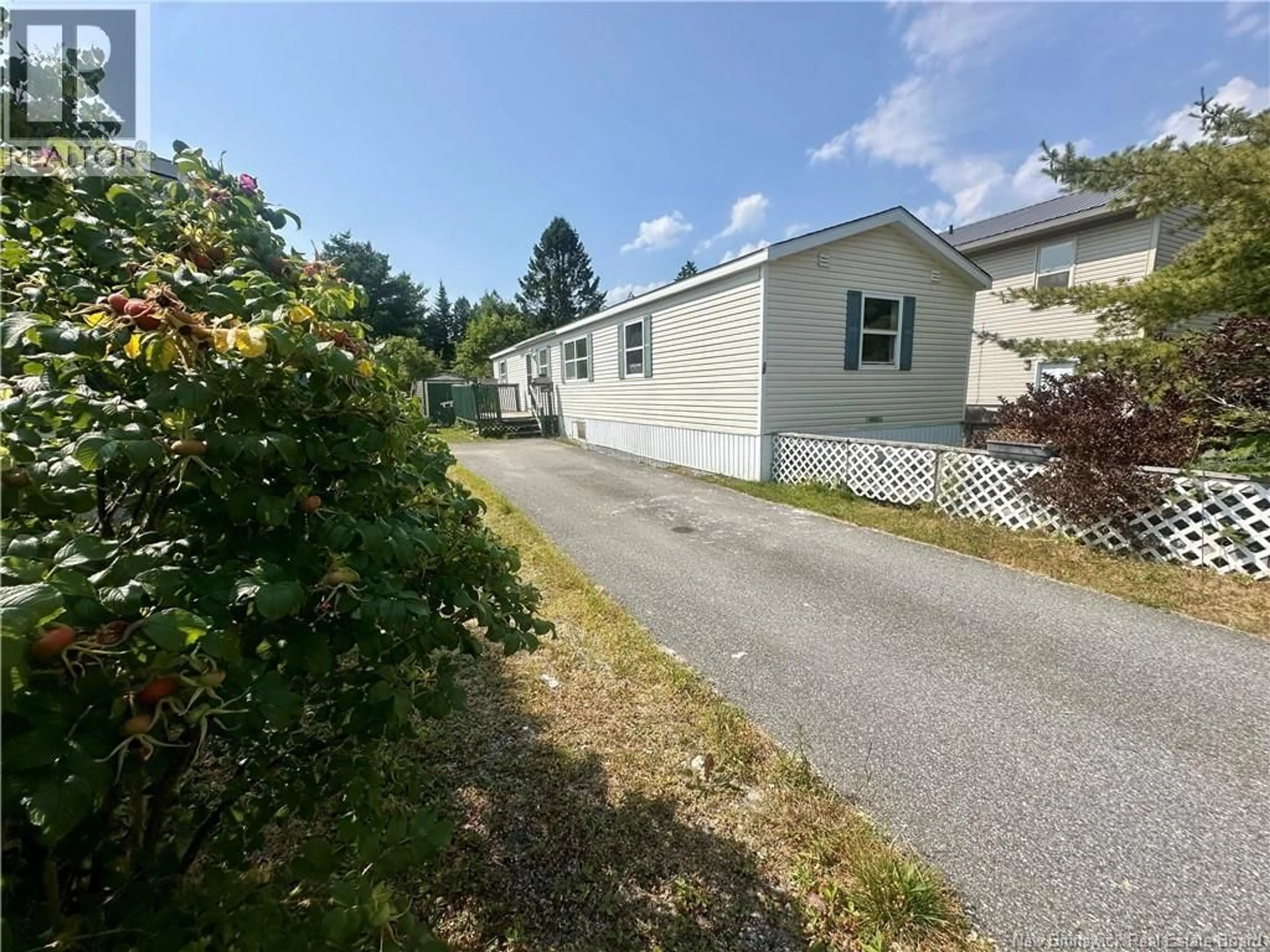 Unknown for 22 GLENVIEW DRIVE, Saint John New Brunswick E2H2R6