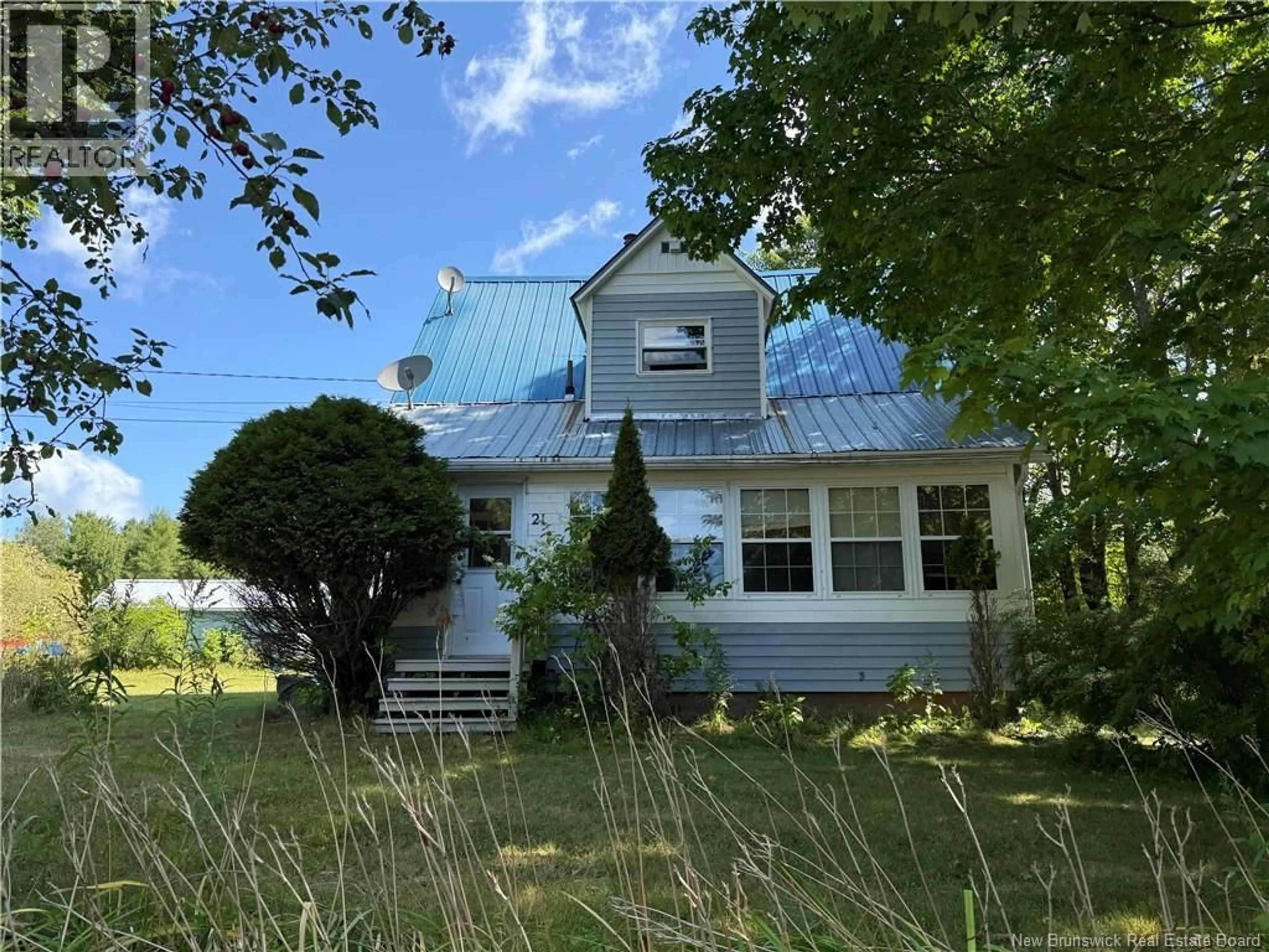 Home with vinyl exterior material, street for 21 REEDER ROAD, Salisbury New Brunswick E4J2P6