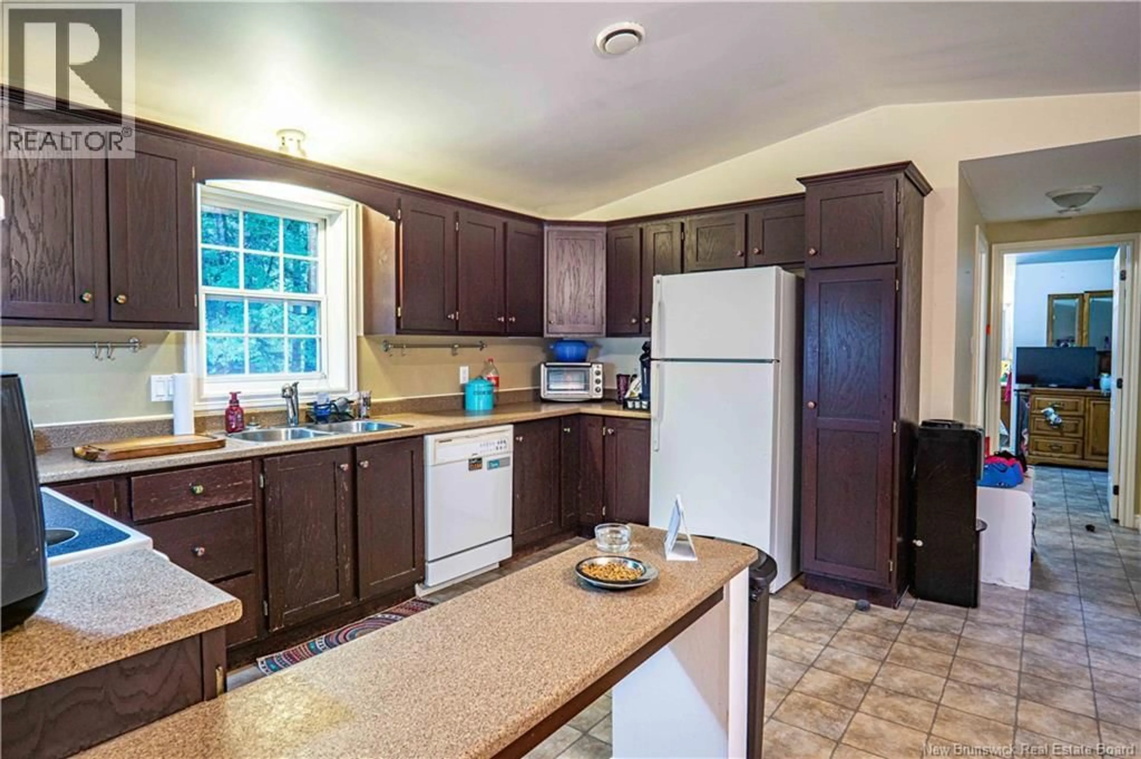 Standard kitchen, unknown for 111 MCCAIN DRIVE, Waasis New Brunswick E3B9E4