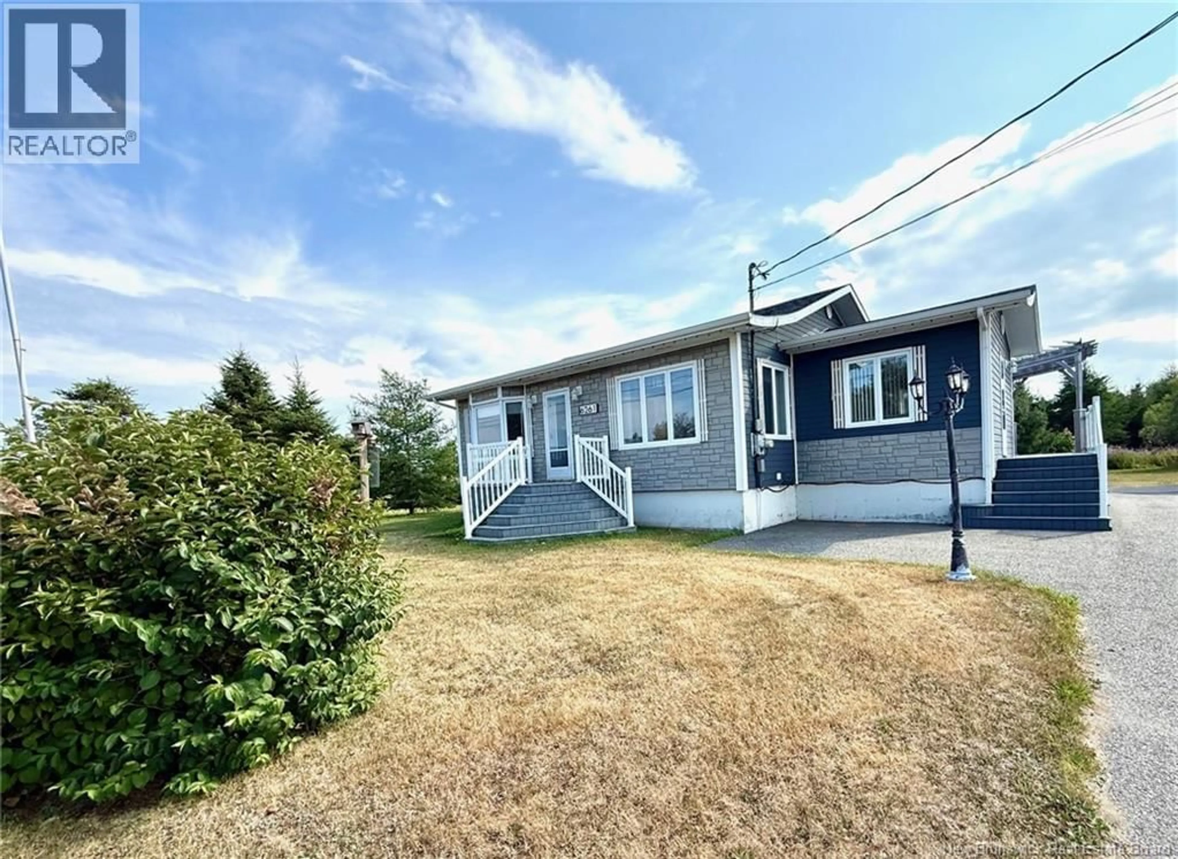 A pic from outside/outdoor area/front of a property/back of a property/a pic from drone, street for 6261 ROUTE 313, Petite-Lamèque New Brunswick E8T2P4