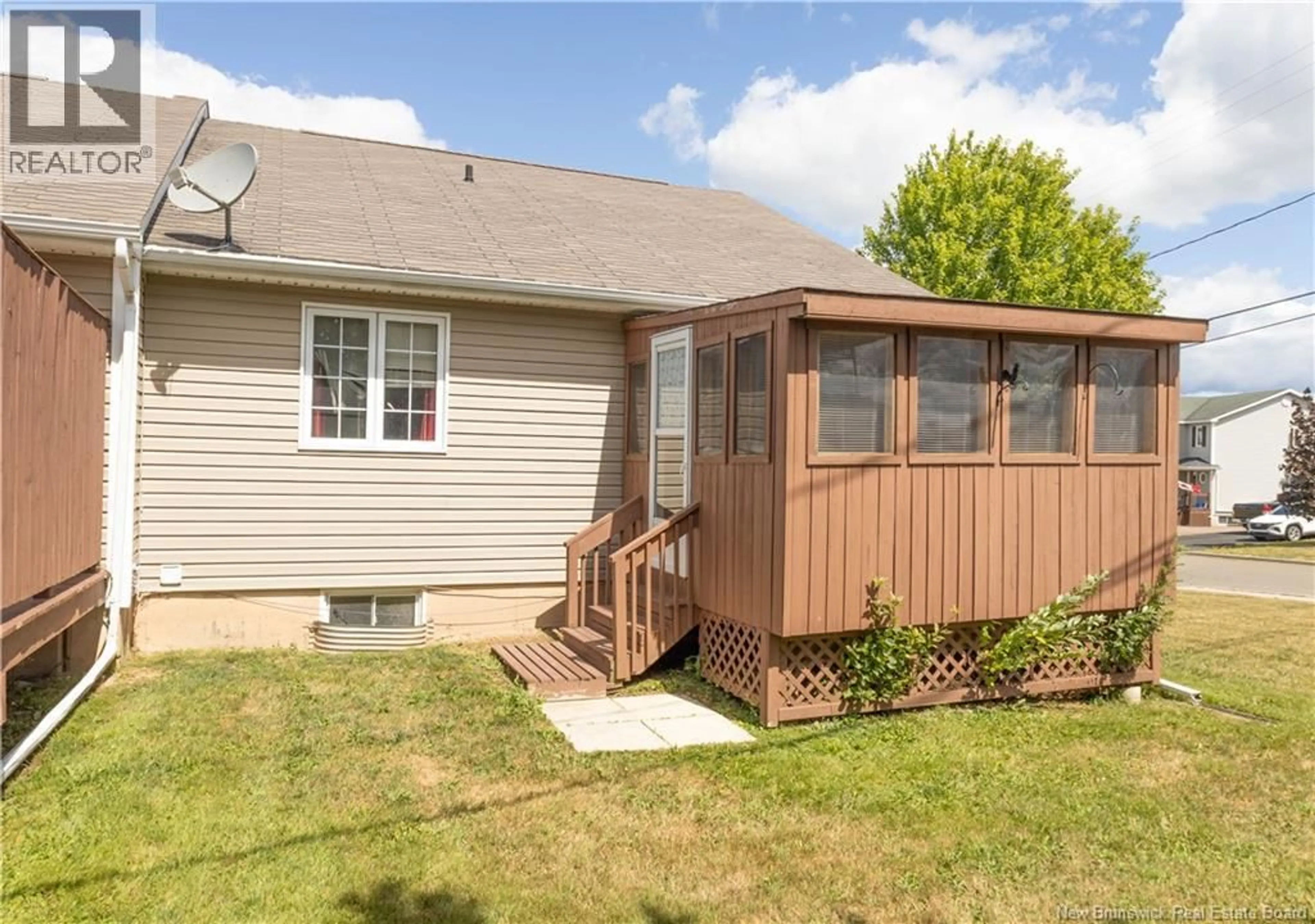 Home with vinyl exterior material, street for 106 KETTLE CREEK COURT, Riverview New Brunswick E1B0C1