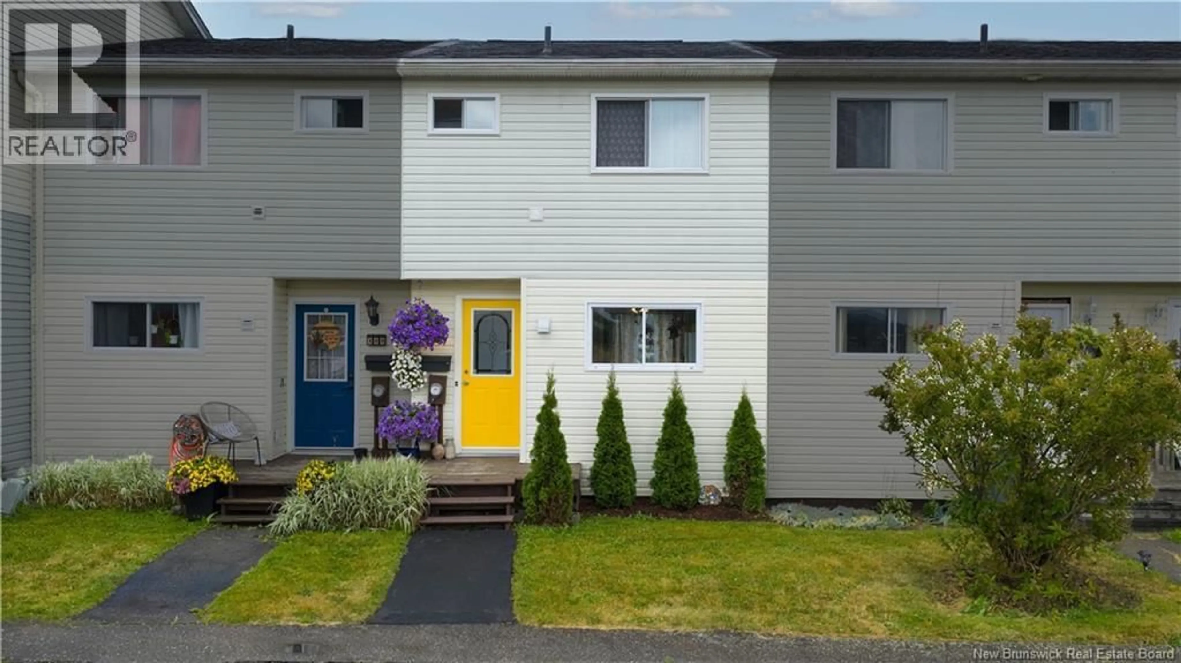 Home with vinyl exterior material, street for 511 HIGHMEADOW DRIVE, Saint John New Brunswick E2J3X3