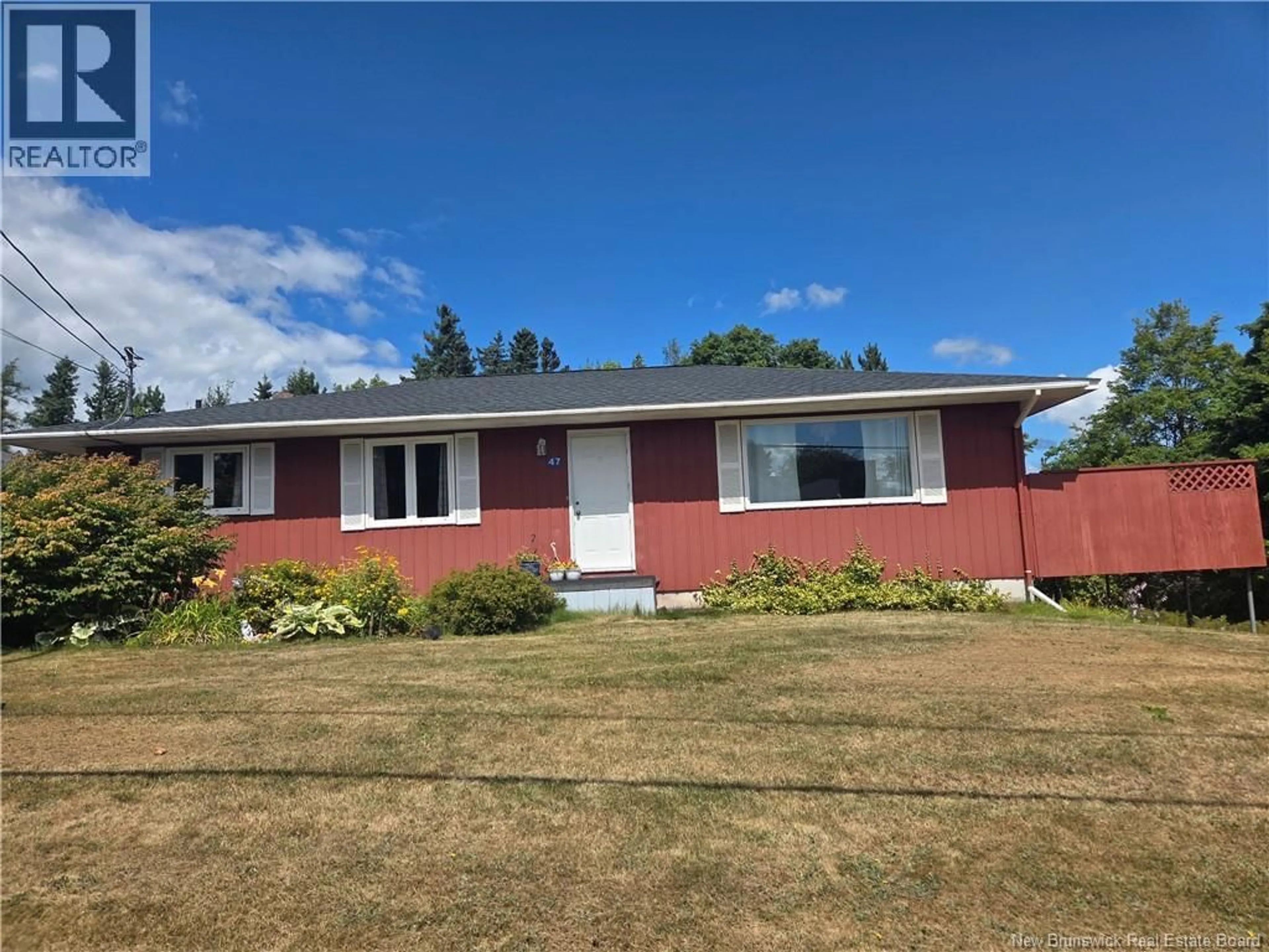 Home with vinyl exterior material, unknown for 47 CHARLOTTE STREET, Sackville New Brunswick E4L2Y5