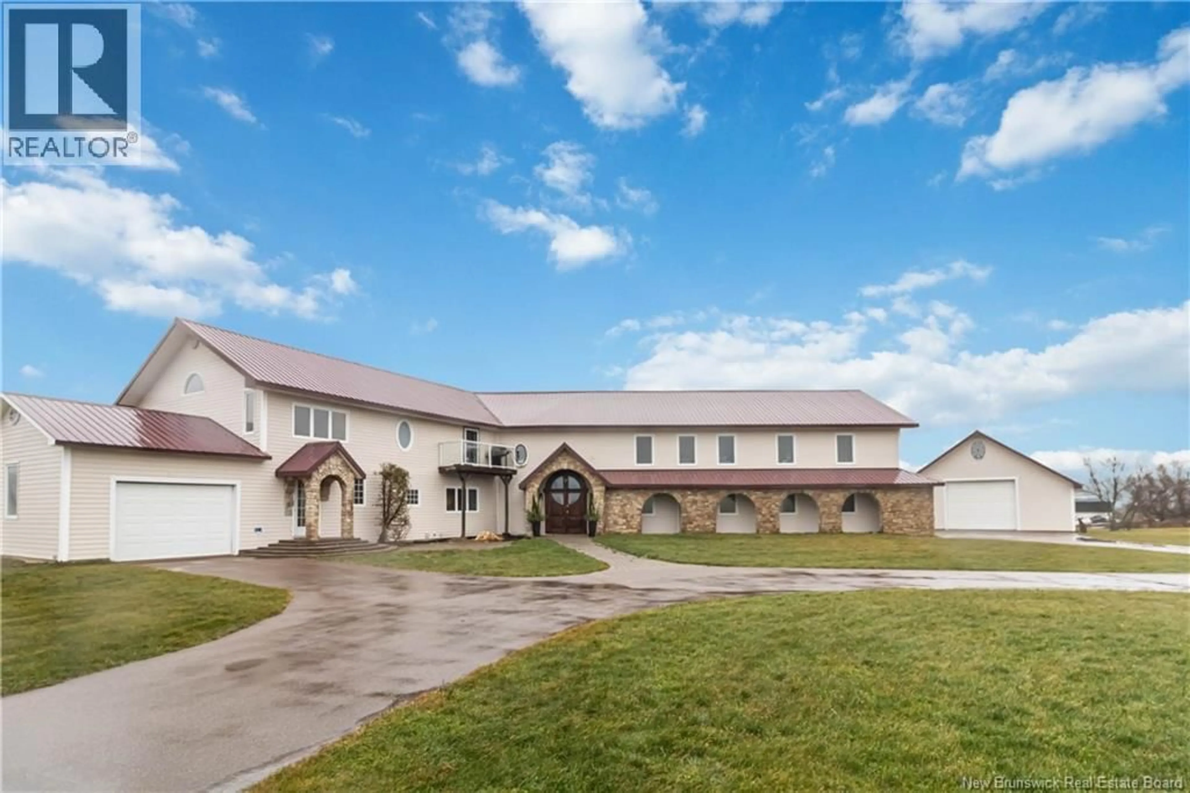 Patio, building for 51 VAUTOUR ROAD, Cap-Pelé New Brunswick E4N2C3