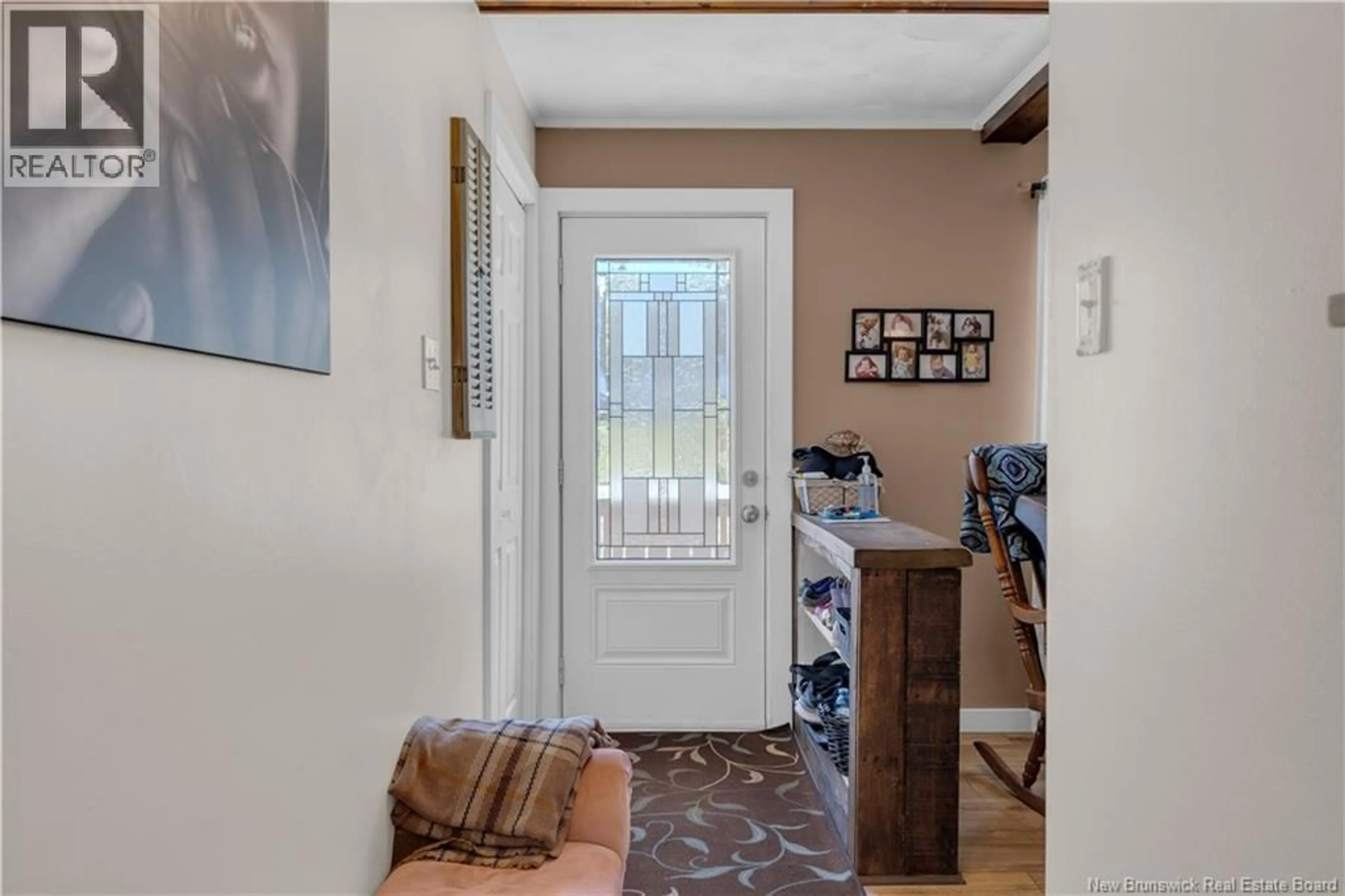 Indoor entryway for 19 BRAEMAR DRIVE, Saint John New Brunswick E2J2T5