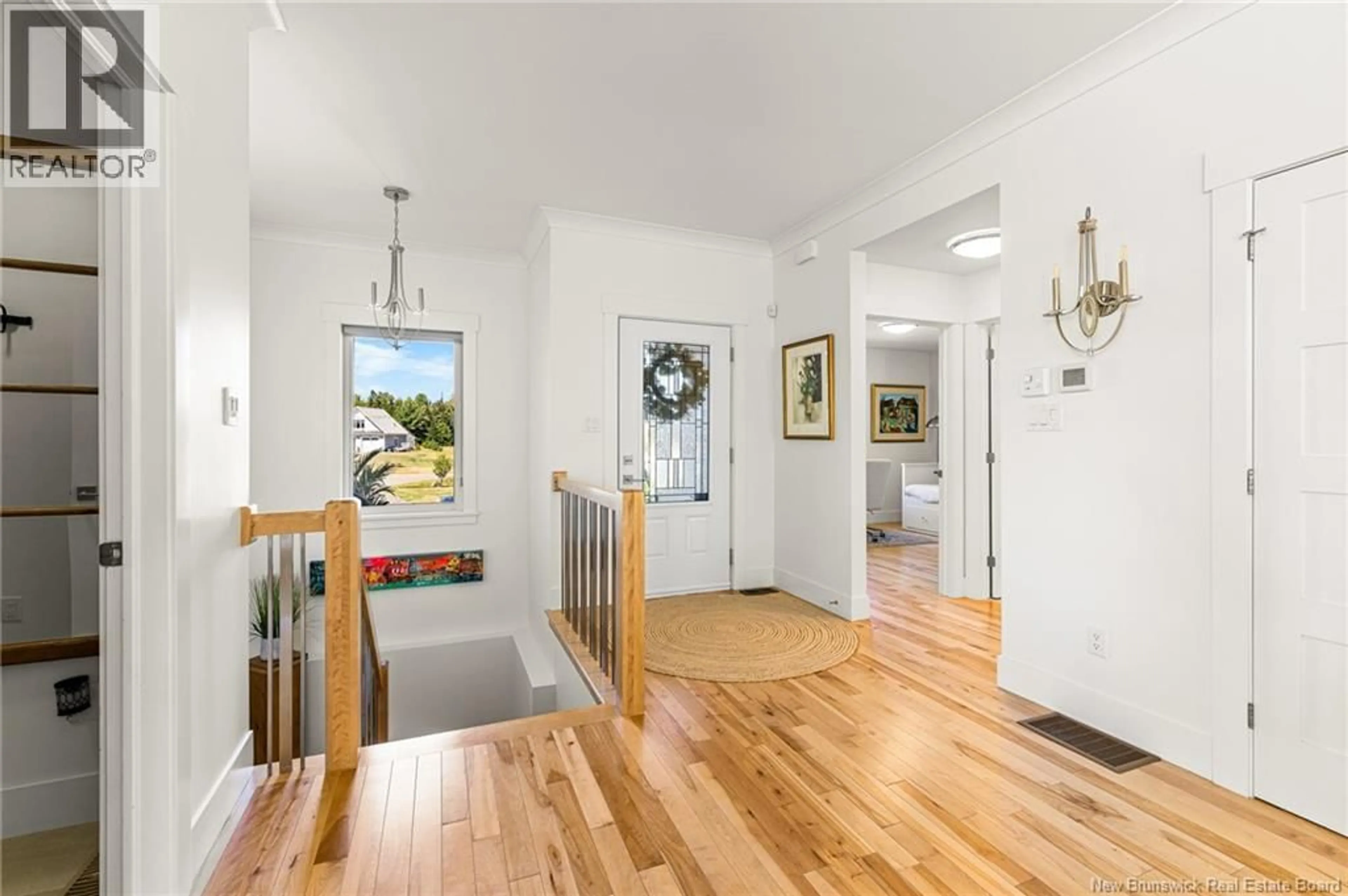 Indoor entryway for 84 WATERFRONT, Shediac River New Brunswick E4R0G1