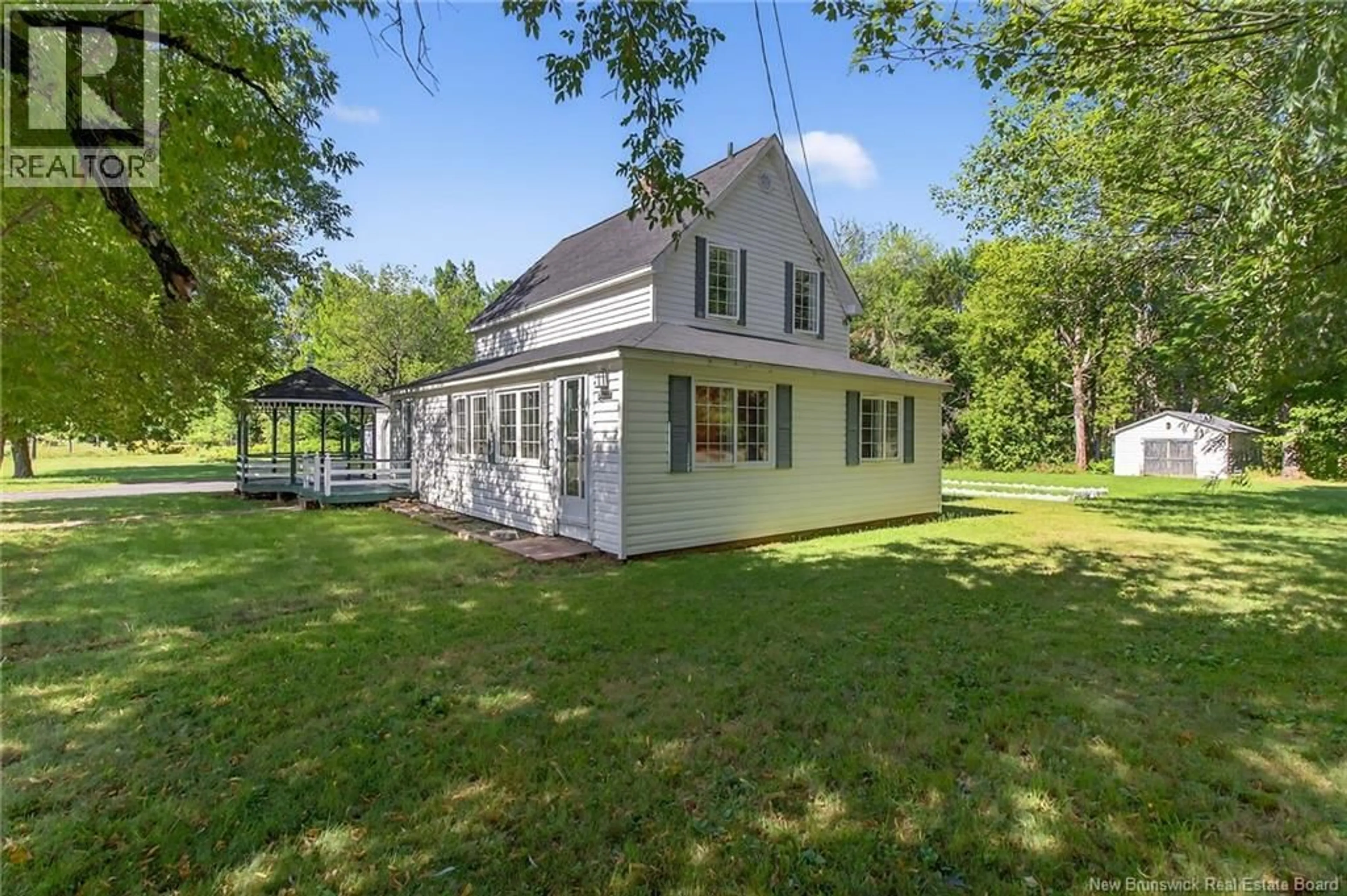A pic from outside/outdoor area/front of a property/back of a property/a pic from drone, water/lake/river/ocean view for 1680 ROUTE 885, Havelock New Brunswick E4Z5L9