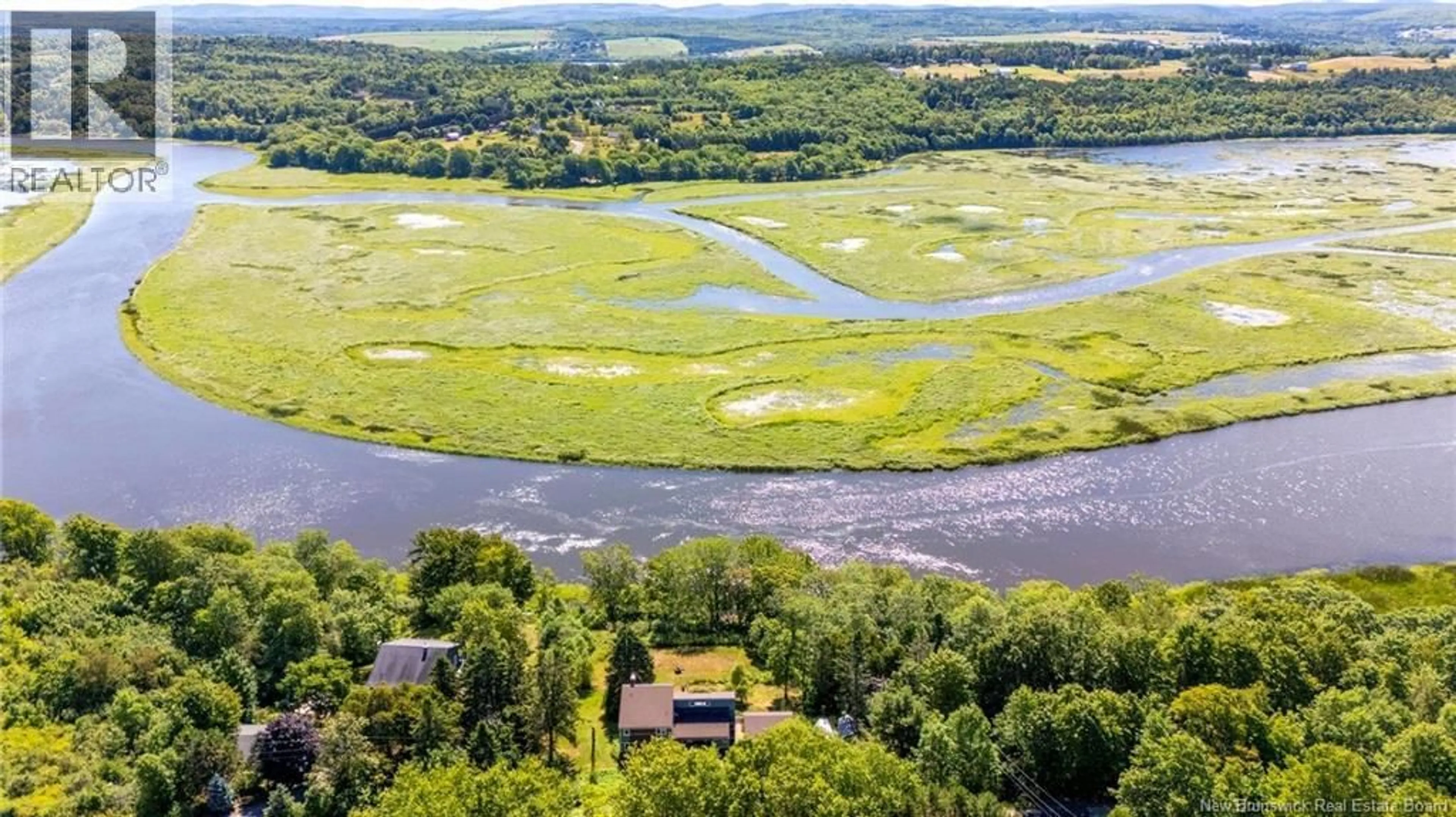 A pic from outside/outdoor area/front of a property/back of a property/a pic from drone, water/lake/river/ocean view for 351 NORTON SHORE ROAD, Hampton New Brunswick E5N6K2
