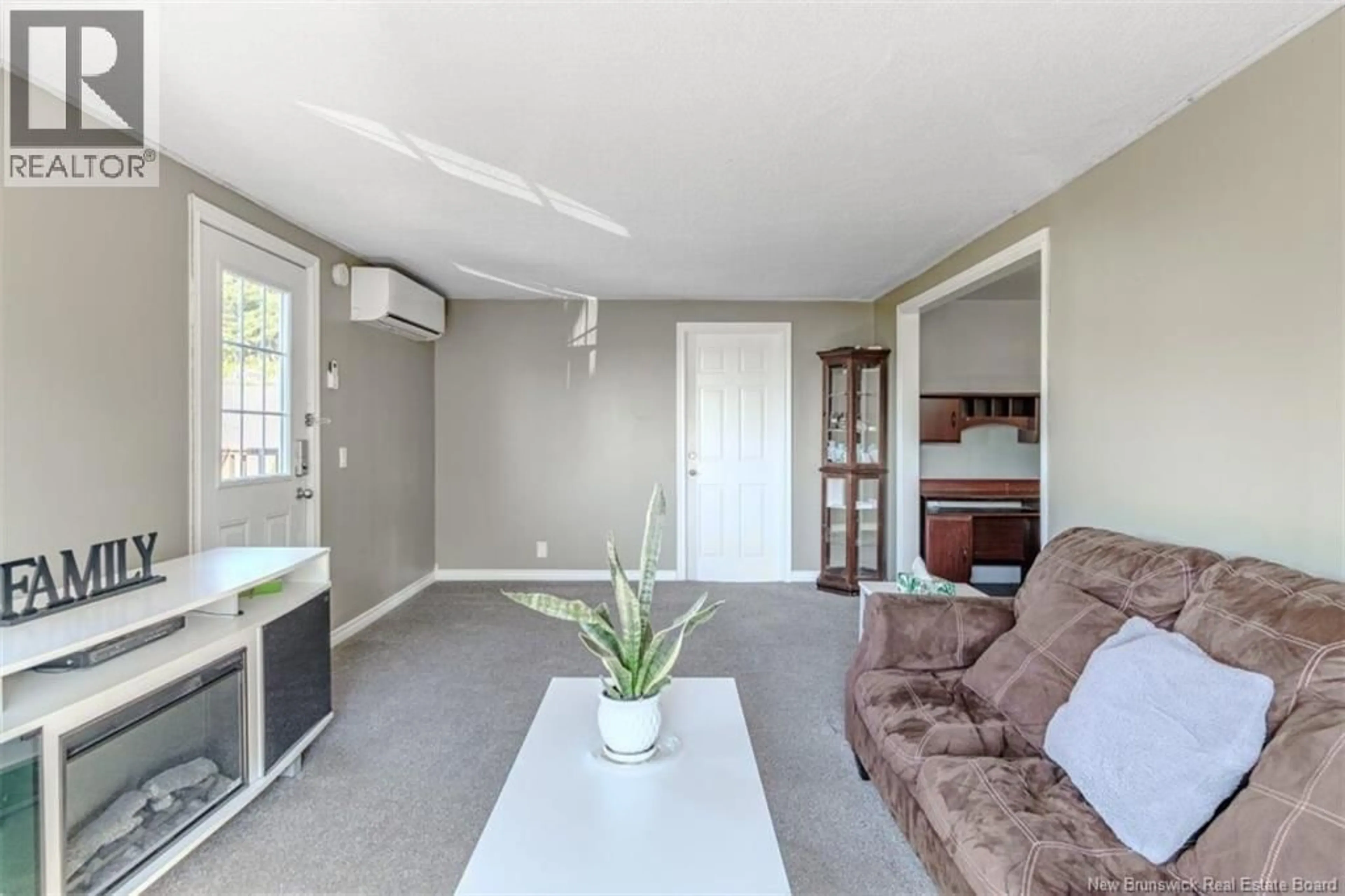 Living room with furniture, unknown for 10 BAYVIEW DRIVE, Back Bay New Brunswick E5C2X1