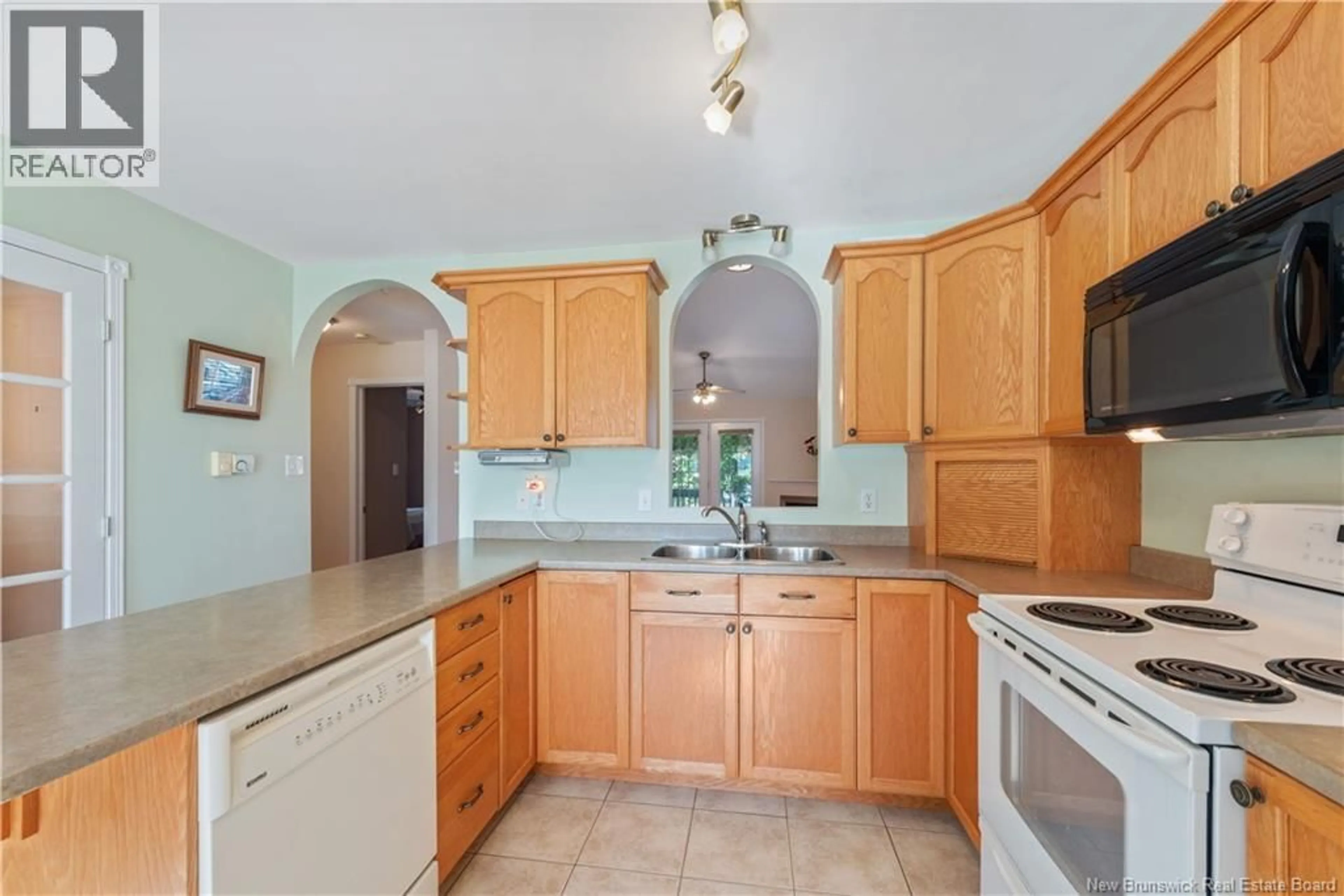 Standard kitchen, ceramic/tile floor for 247 OLD COACH ROAD, Riverview New Brunswick E1B5R7