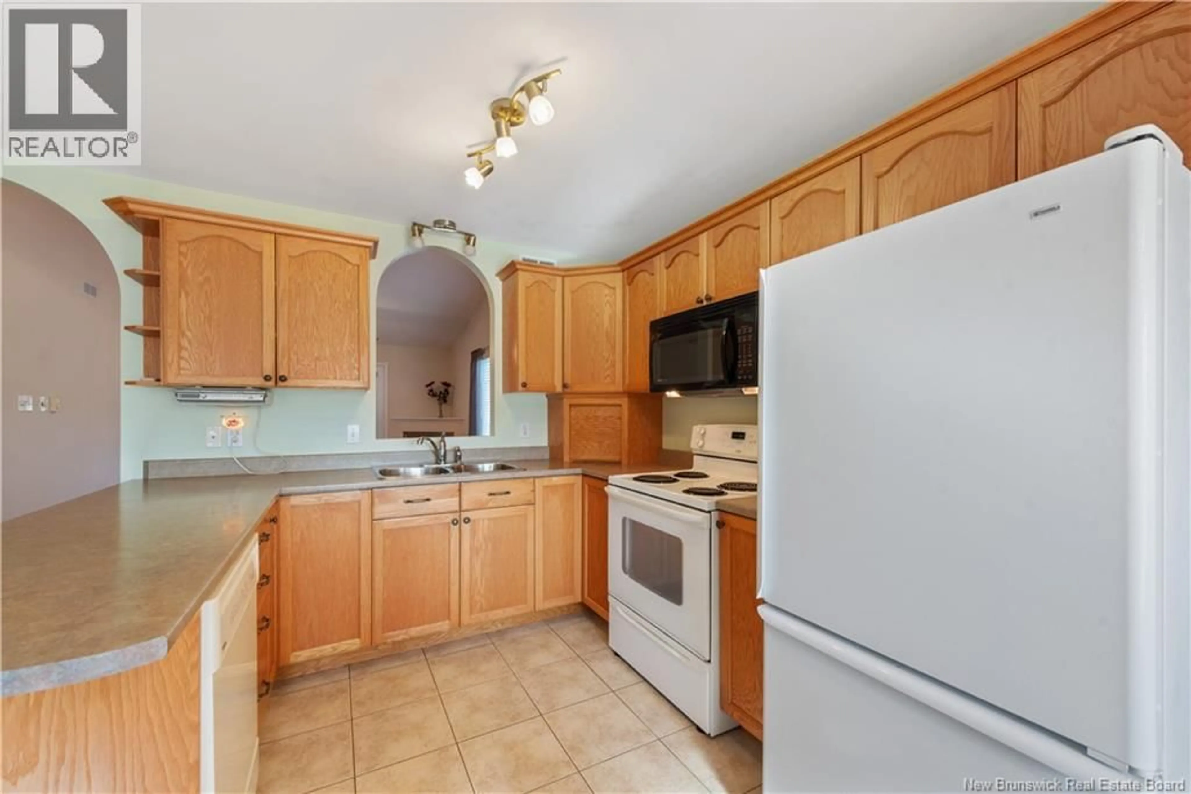 Standard kitchen, ceramic/tile floor for 247 OLD COACH ROAD, Riverview New Brunswick E1B5R7